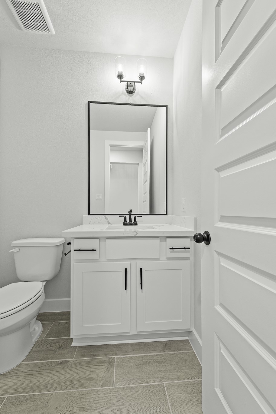 8611 Gleaming Village Way Property Photo 14