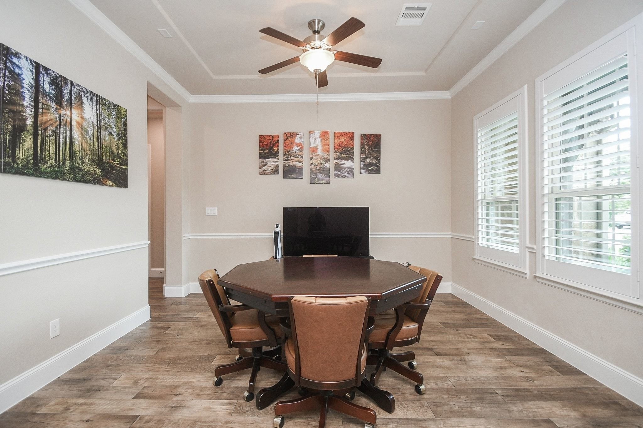 10210 Majestic Court Property Photo 5