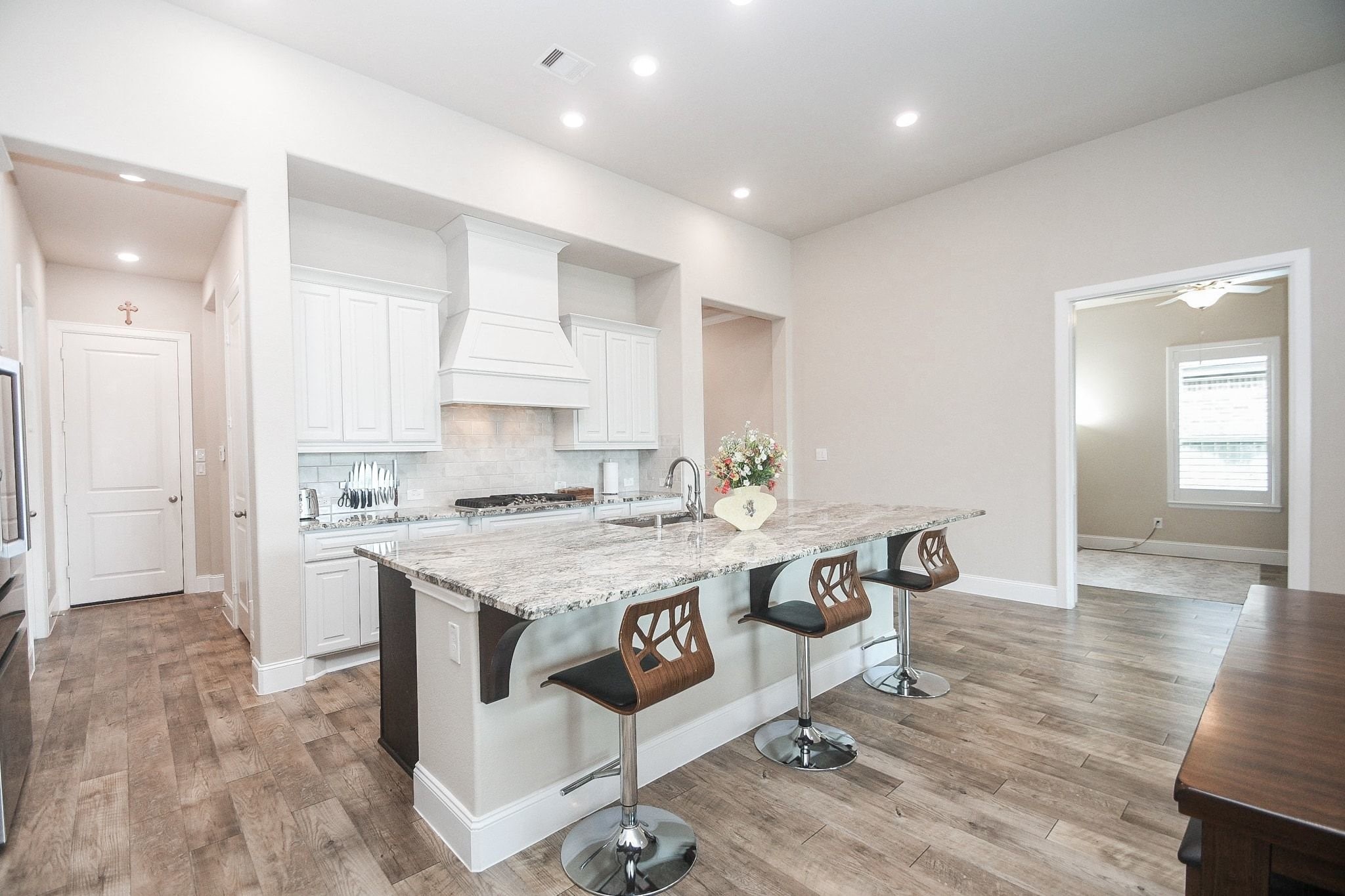 10210 Majestic Court Property Photo 13