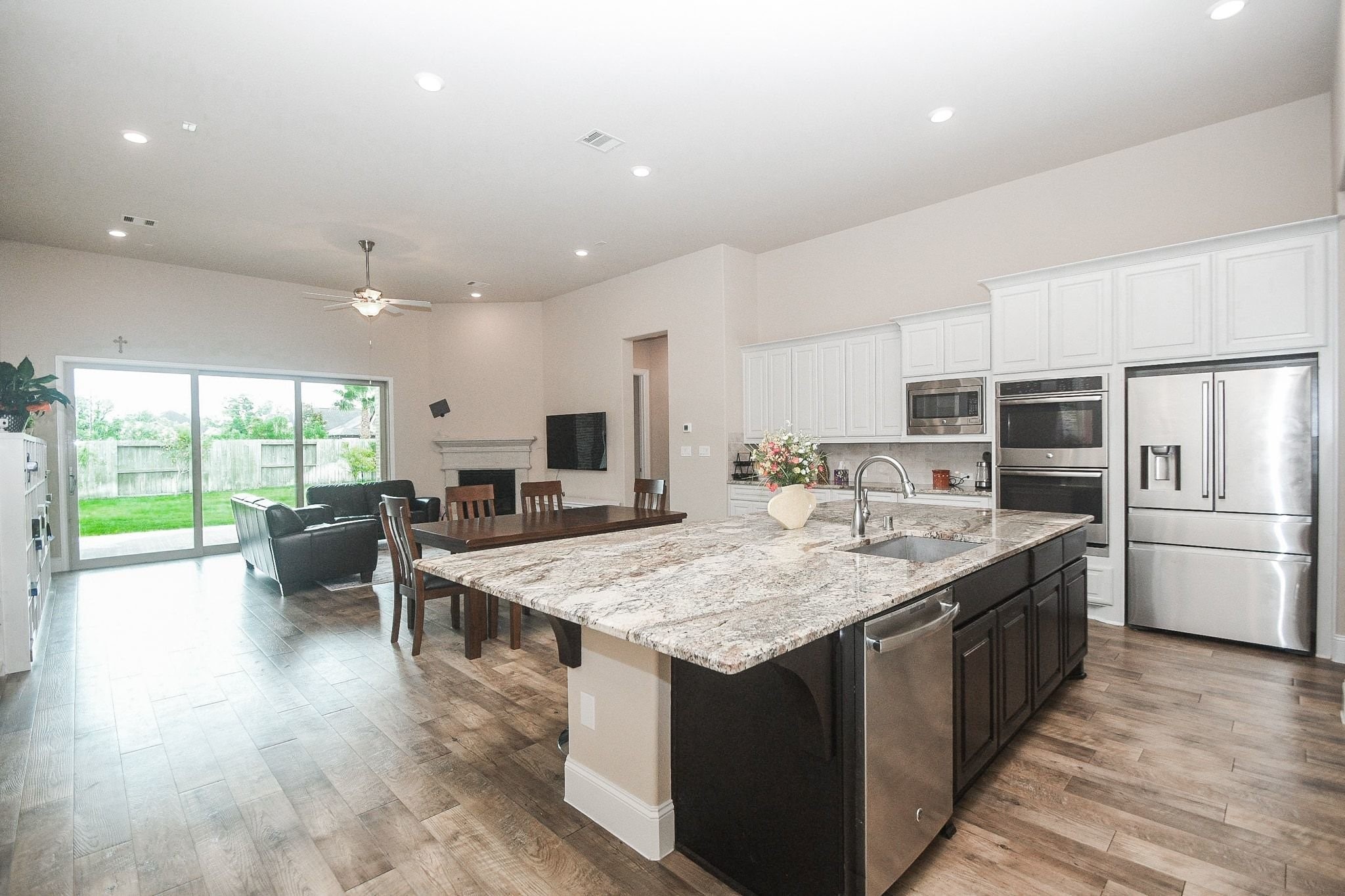 10210 Majestic Court Property Photo 17