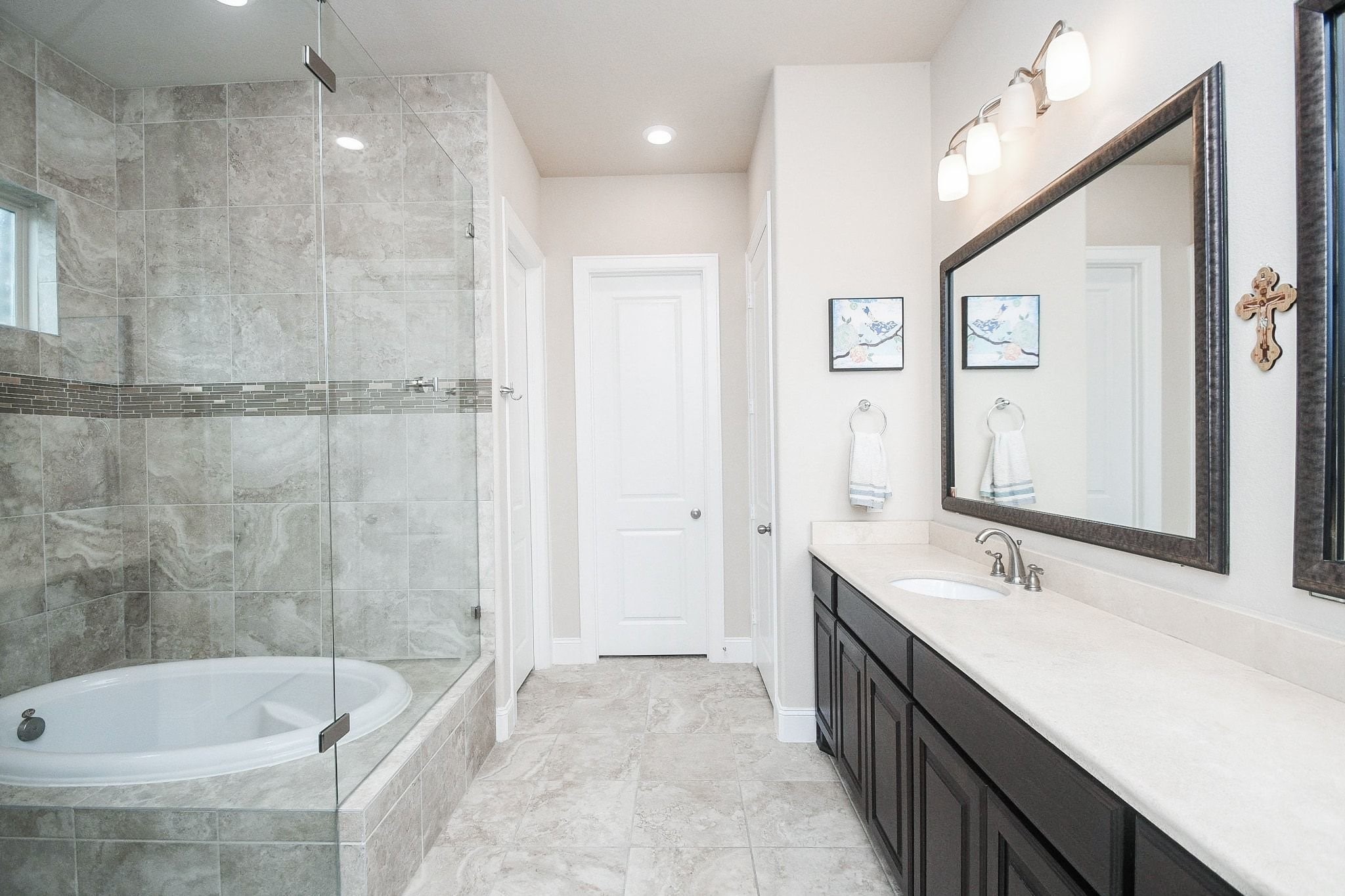 10210 Majestic Court Property Photo 21