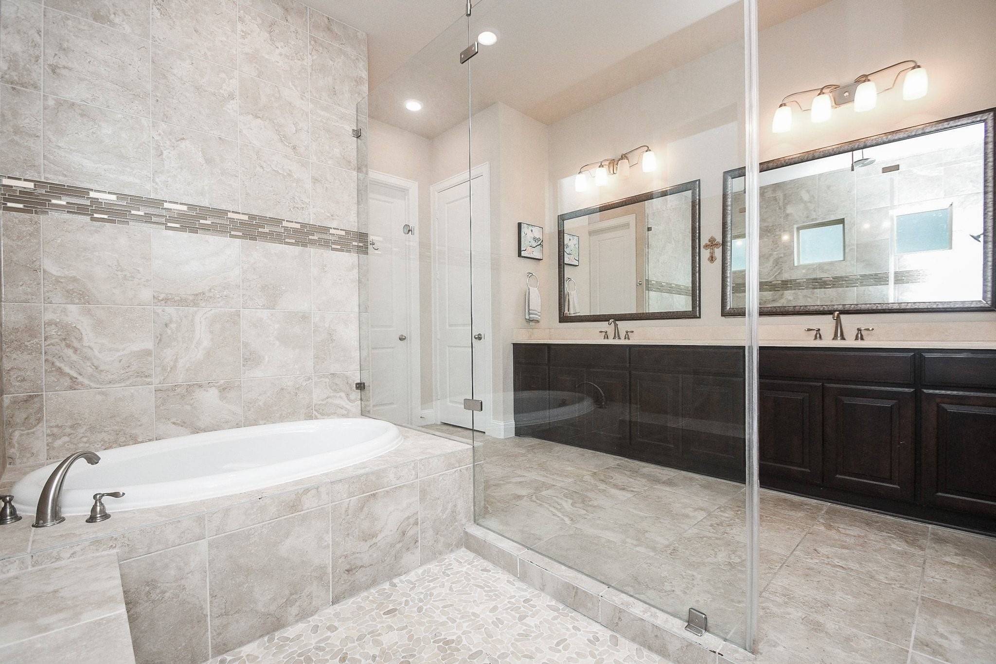 10210 Majestic Court Property Photo 24