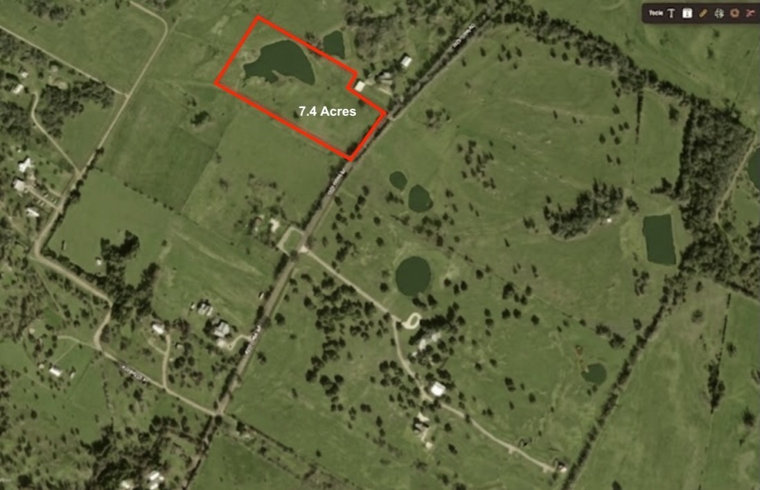 1018 Red Town Rd Property Photo 15