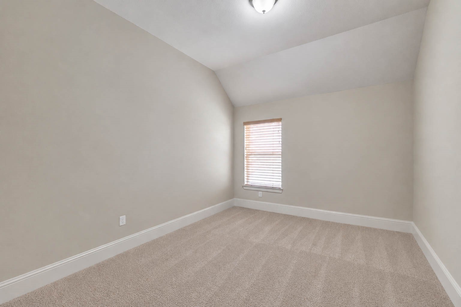 30506 Sethora Hill Way Property Photo 32