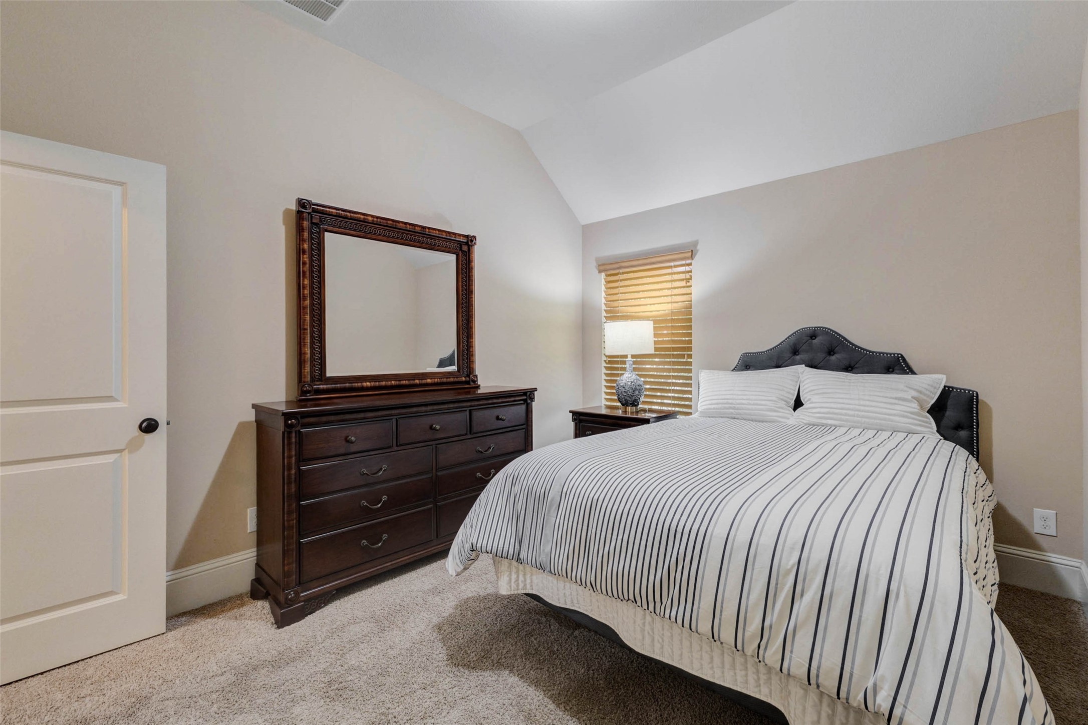 30506 Sethora Hill Way Property Photo 34