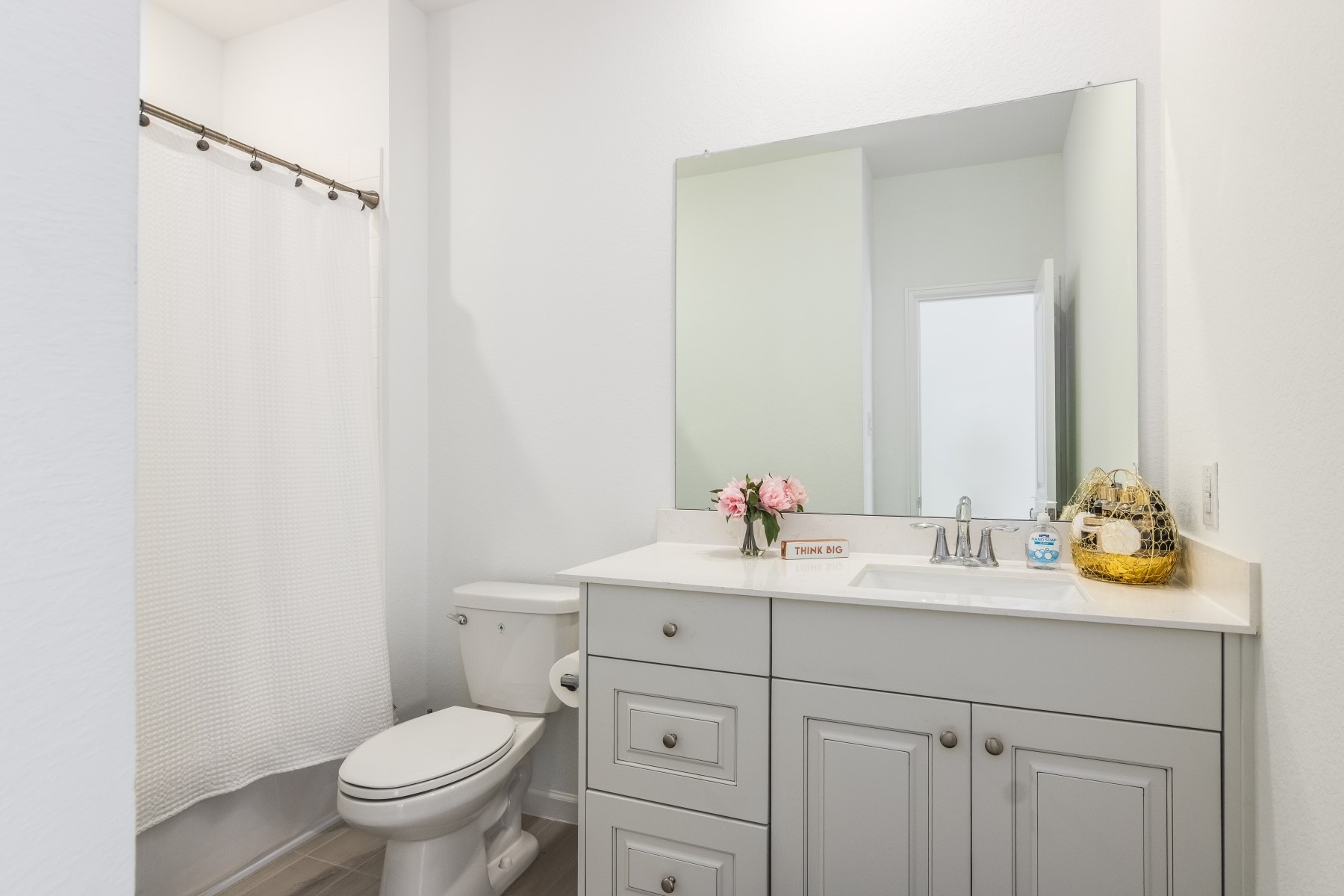 5127 Blessing Drive Property Photo 16