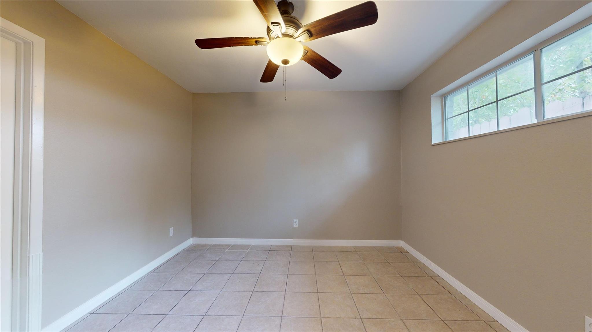 5017 Mallow Street Property Photo 28