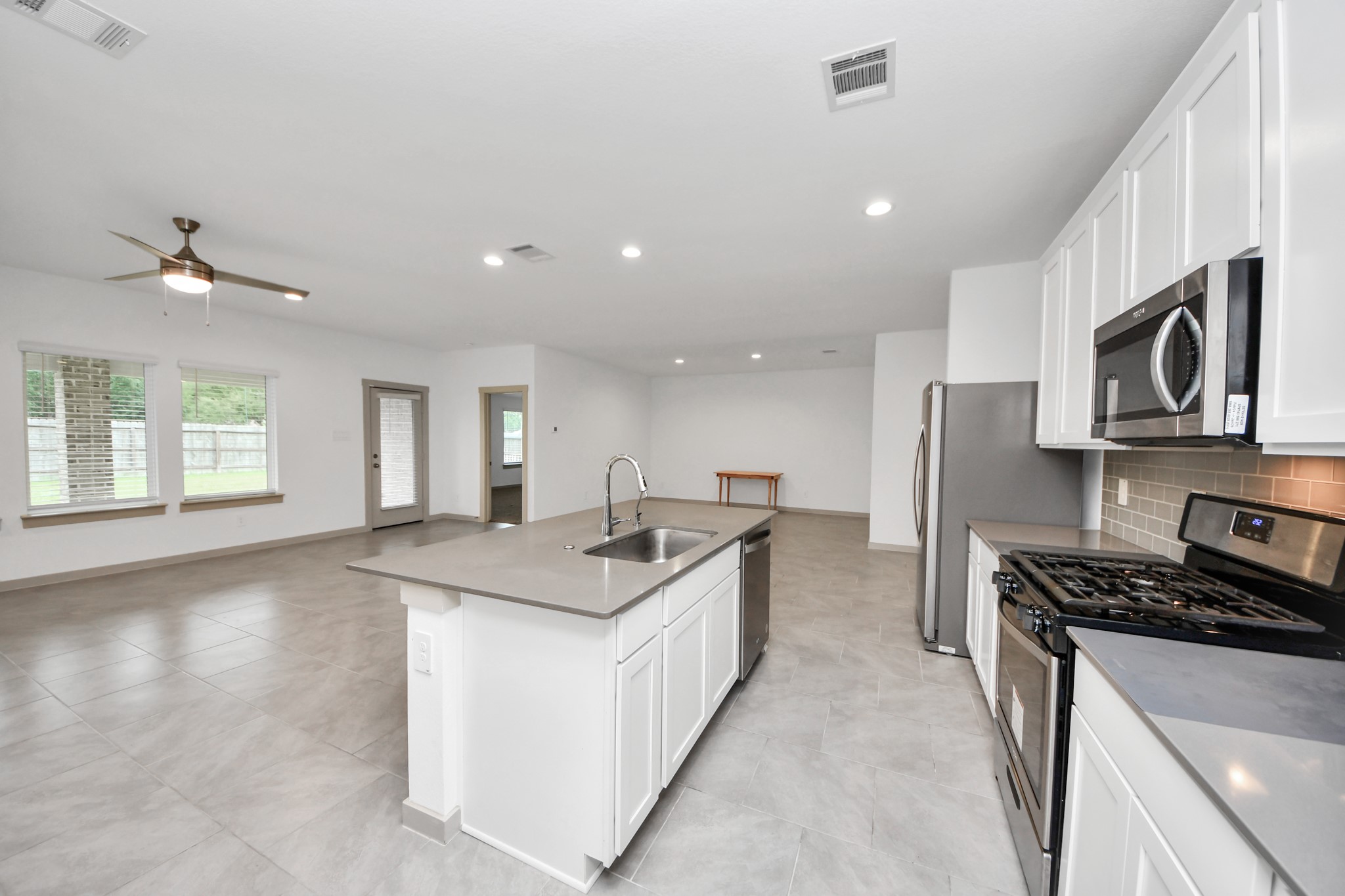 1118 Hyde Lake Lane Property Photo 15