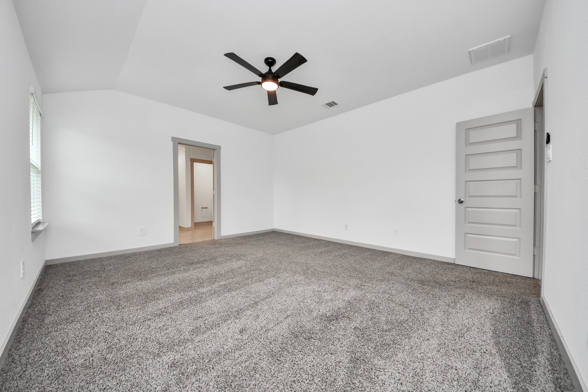 1118 Hyde Lake Lane Property Photo 17