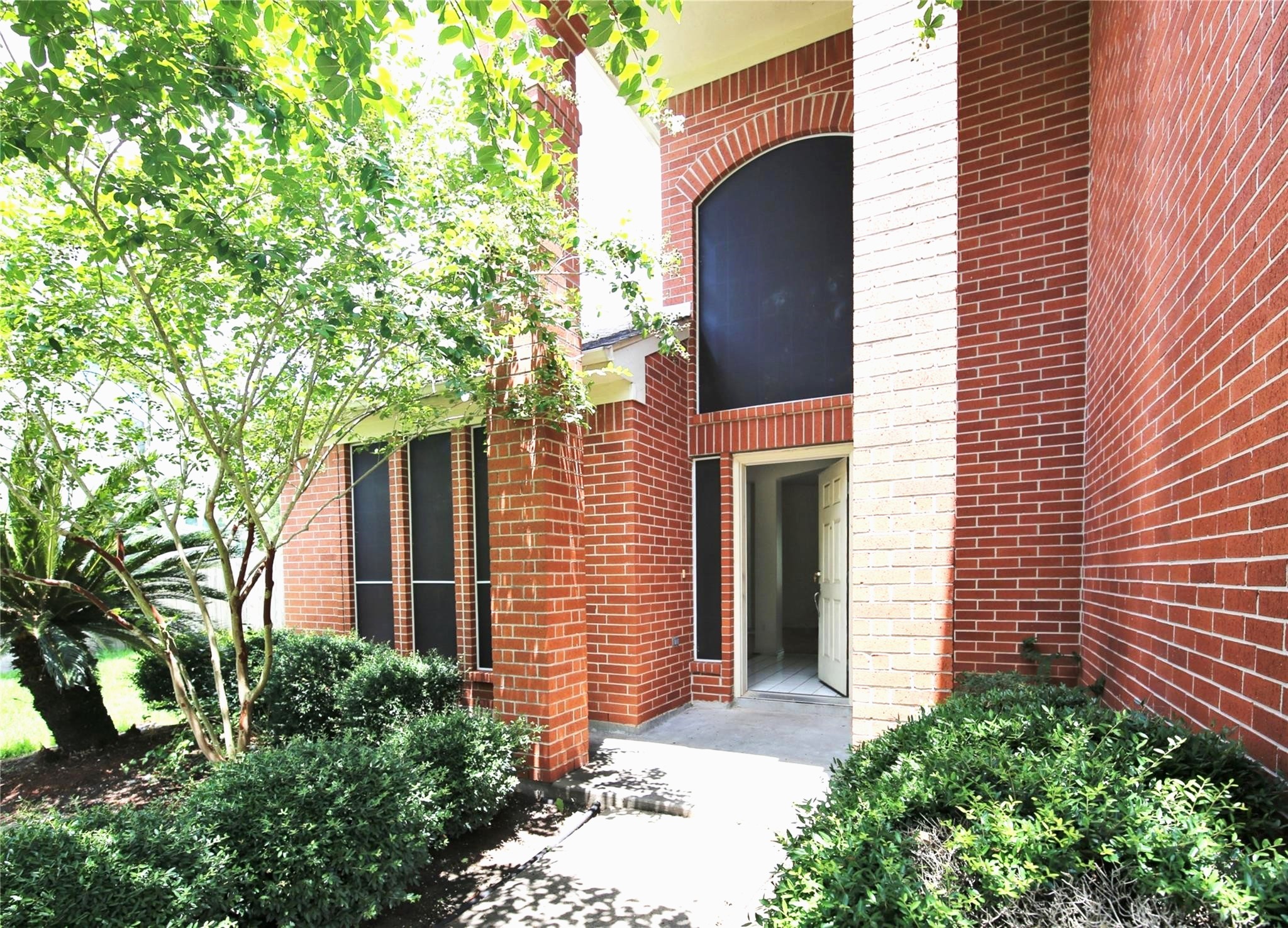 4602 Rainbow Valley Court Property Photo 2