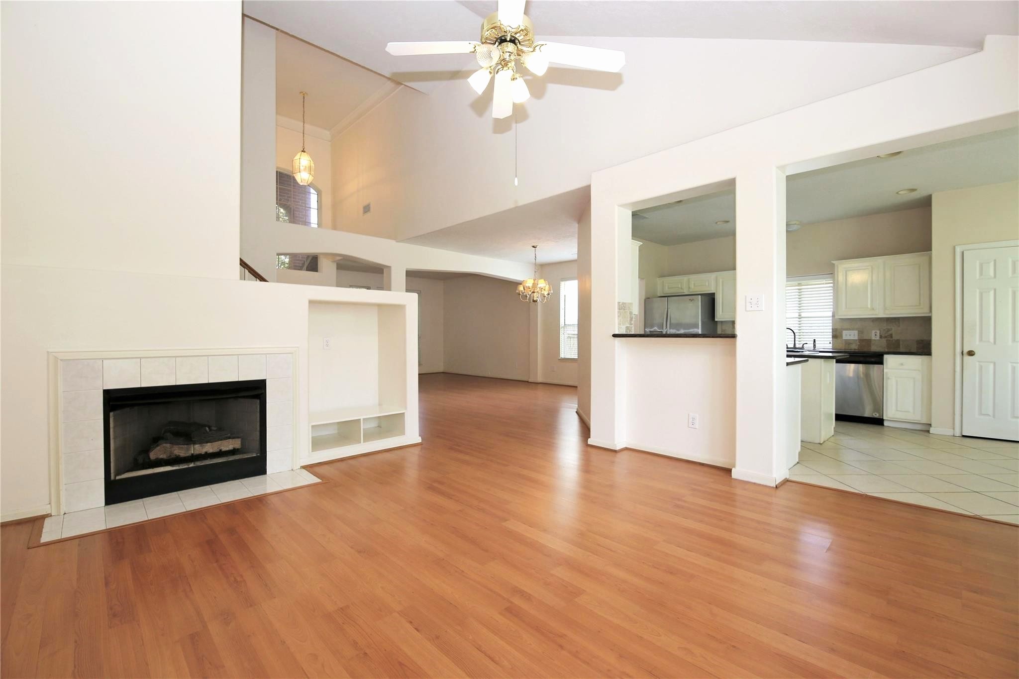 4602 Rainbow Valley Court Property Photo 7