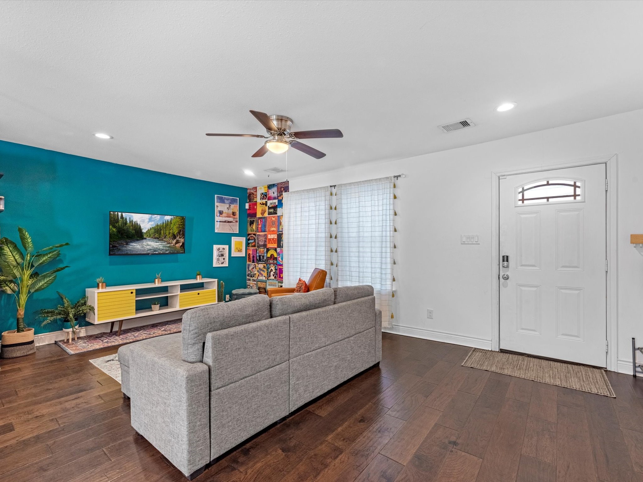 5412 Leeland Street Property Photo 14