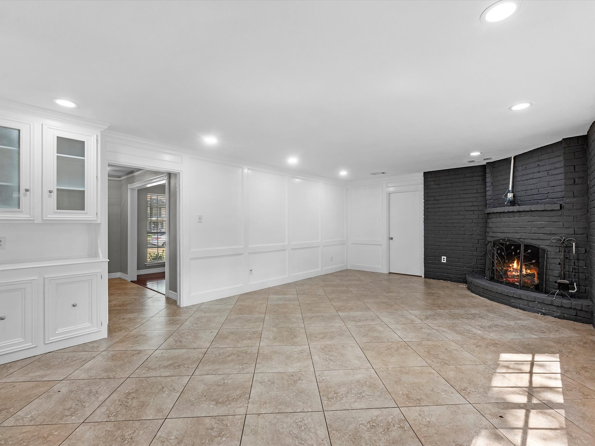 711 Lodgehill Lane Property Photo 4