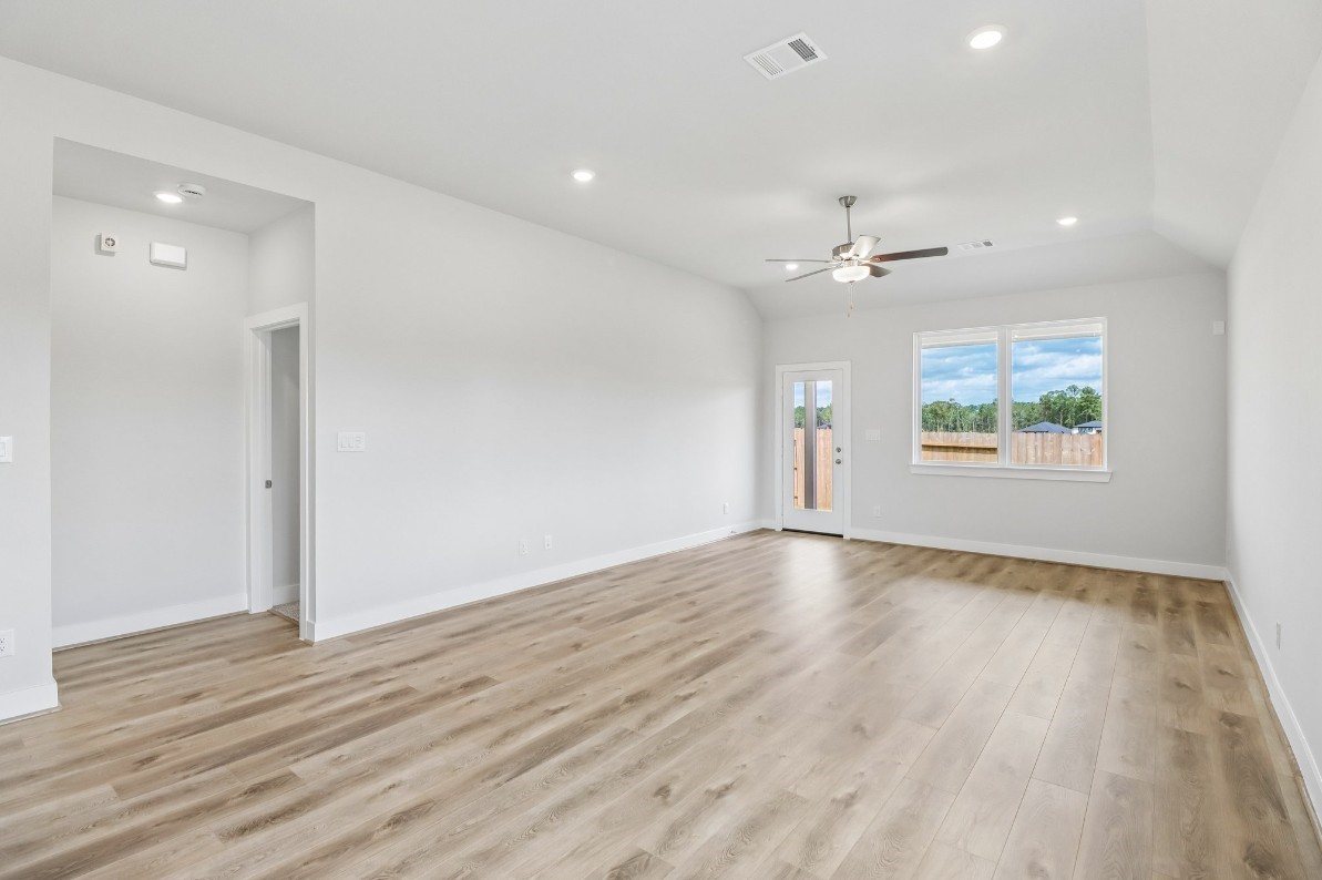 26710 Texas Lantana Lane Property Photo 4