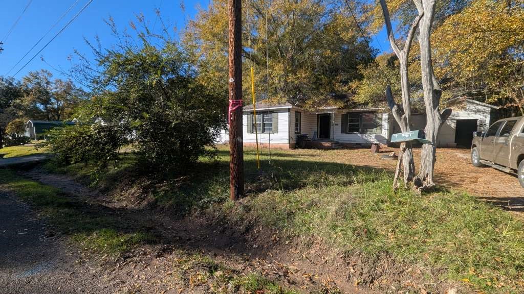 1201 S 12th Street Property Photo 1