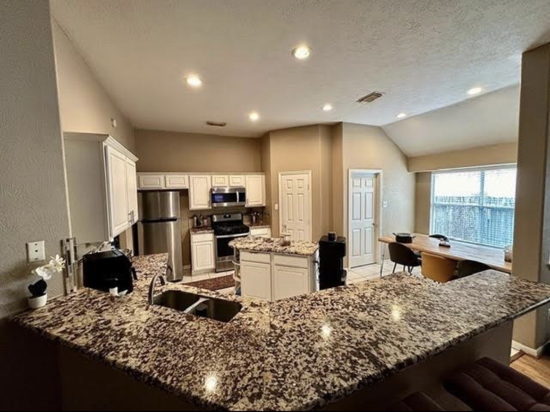 1106 Kerri Court Property Photo 20