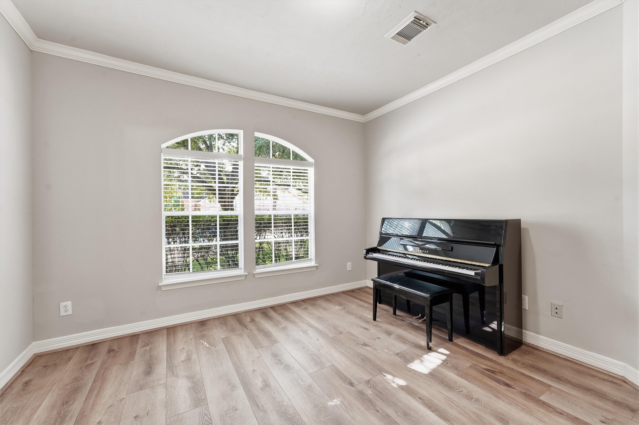 2443 Riverway Oak Drive Property Photo 11