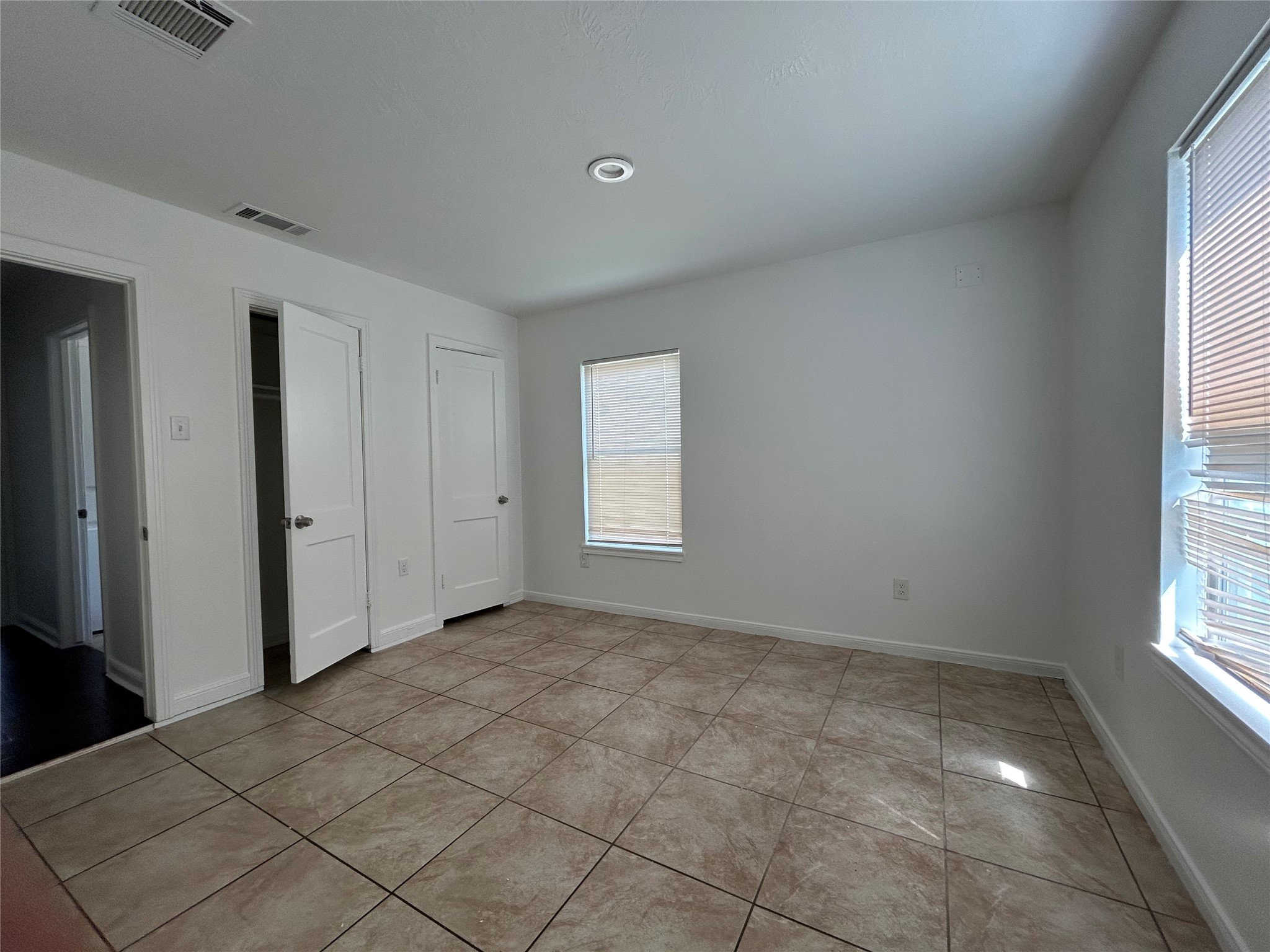1108 Redbud Circle Property Photo 8