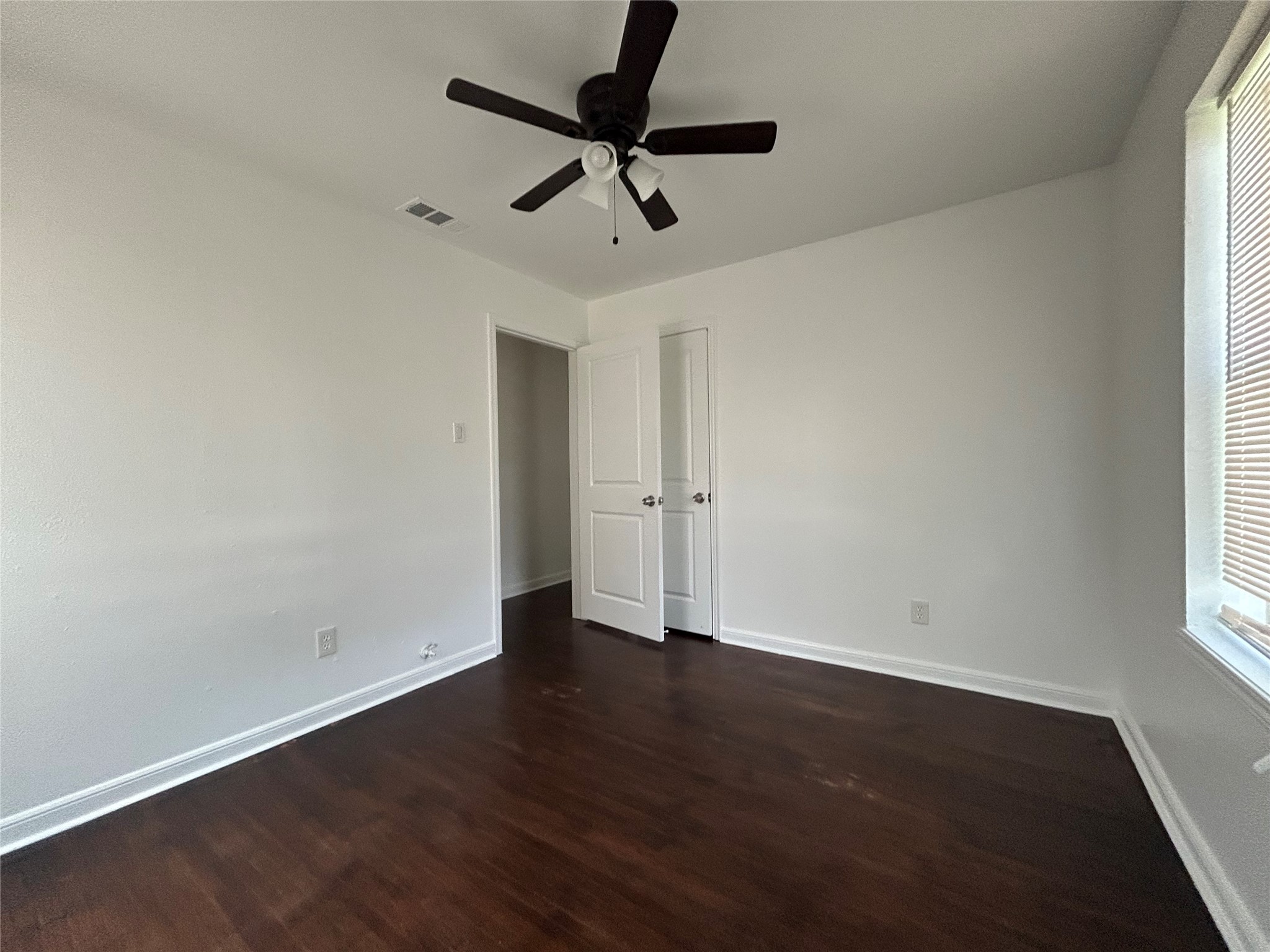 1108 Redbud Circle Property Photo 9