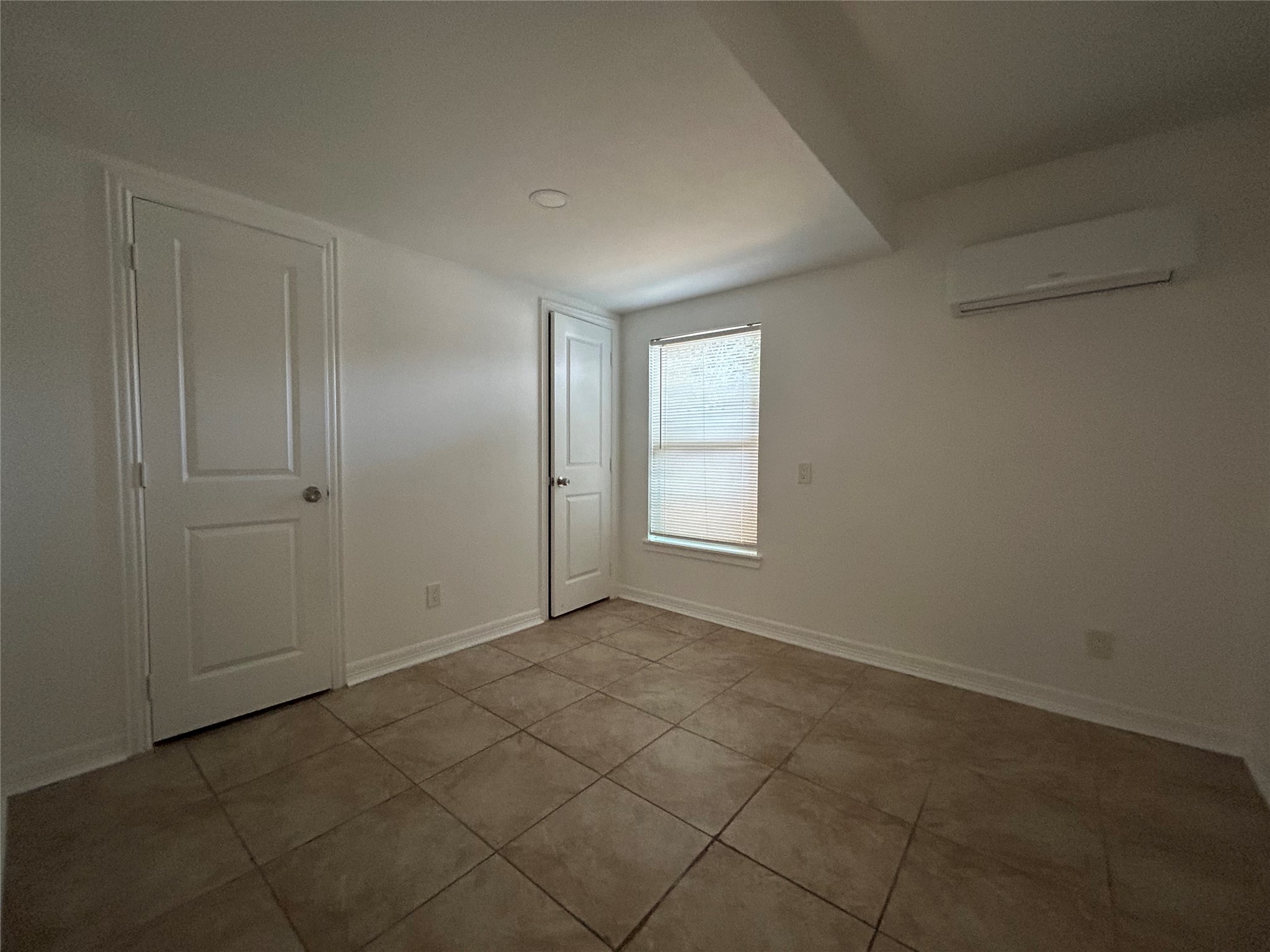 1108 Redbud Circle Property Photo 12