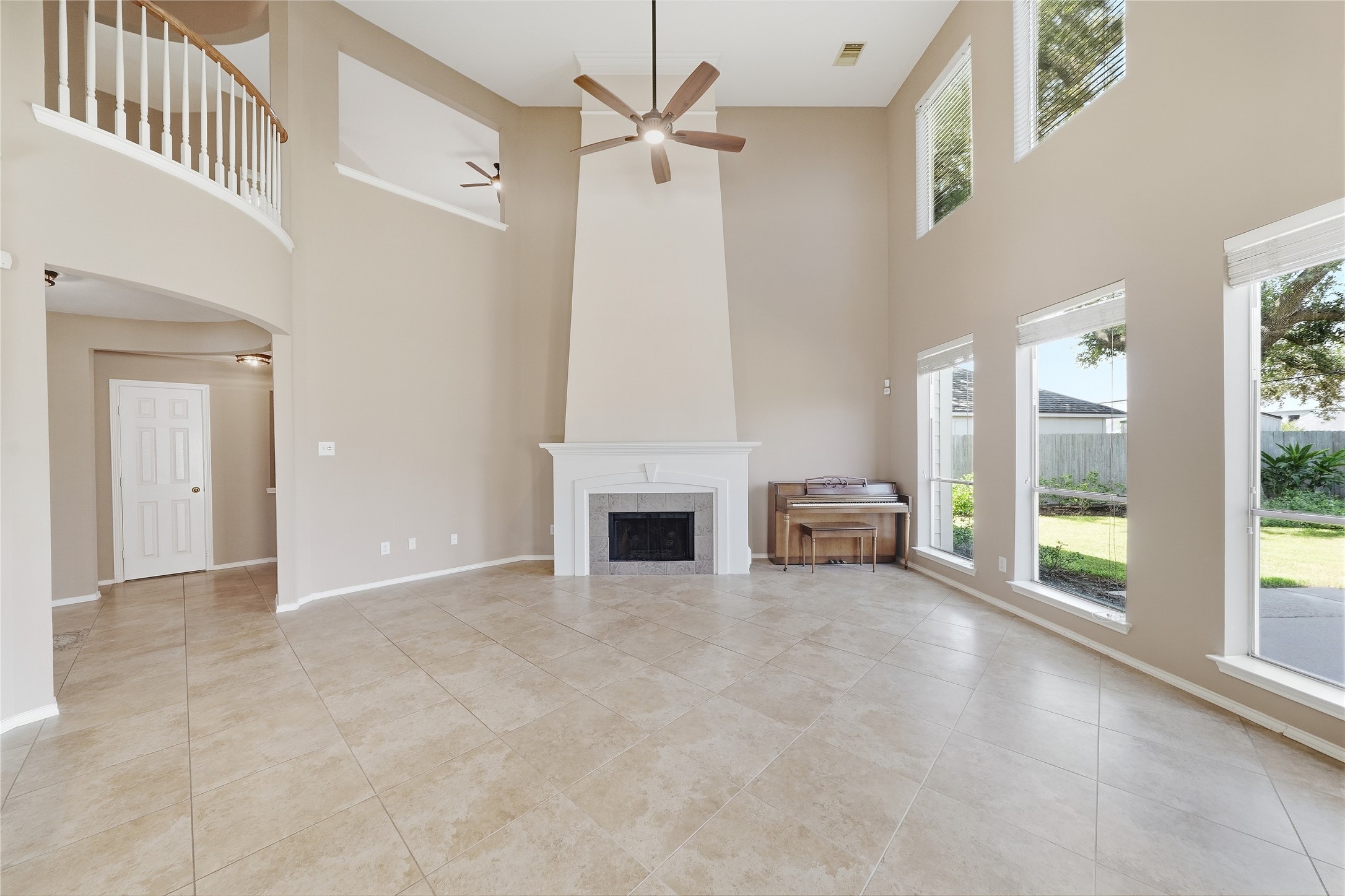 8323 Gentlewood Court Property Photo 9