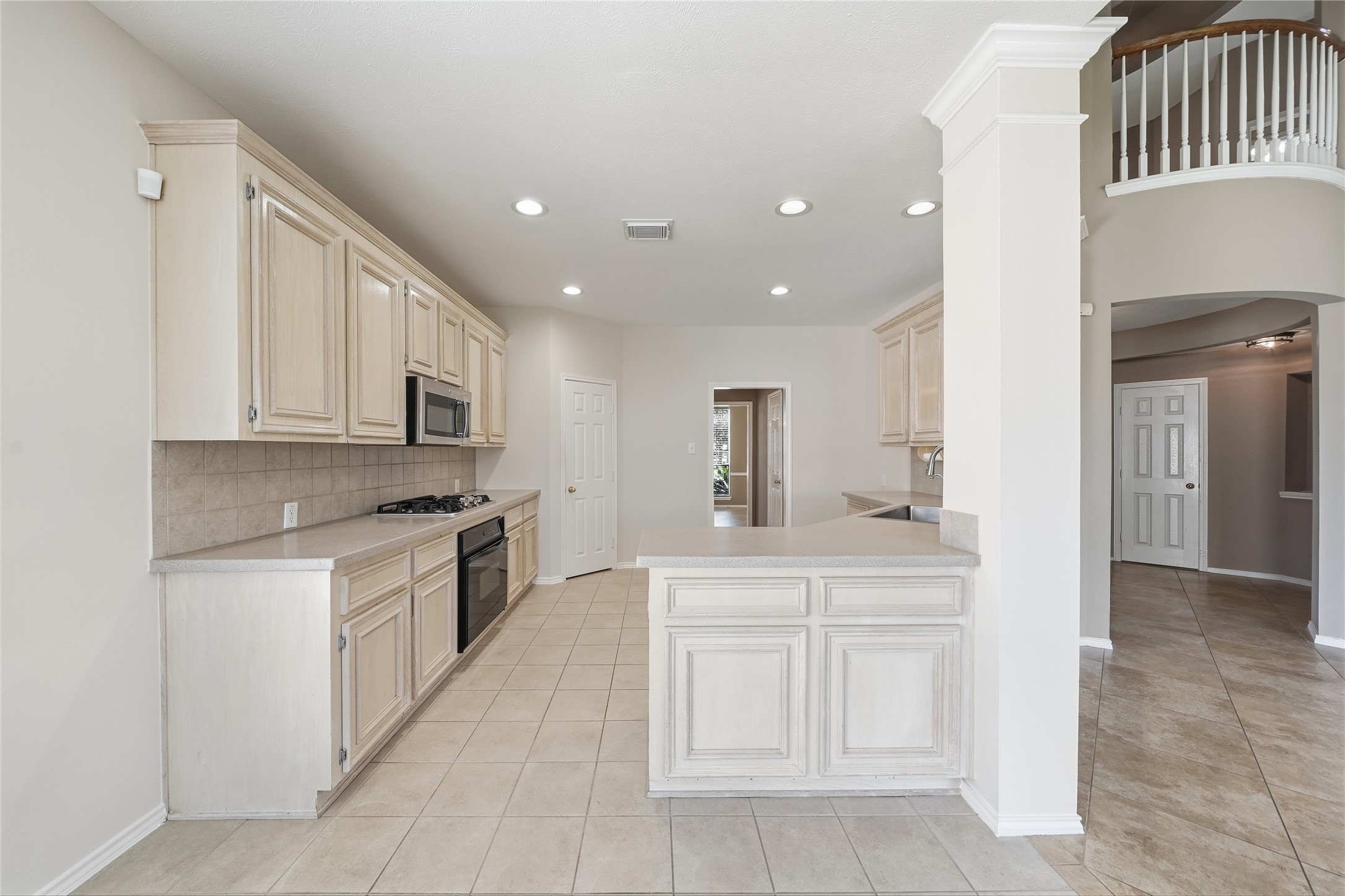 8323 Gentlewood Court Property Photo 13