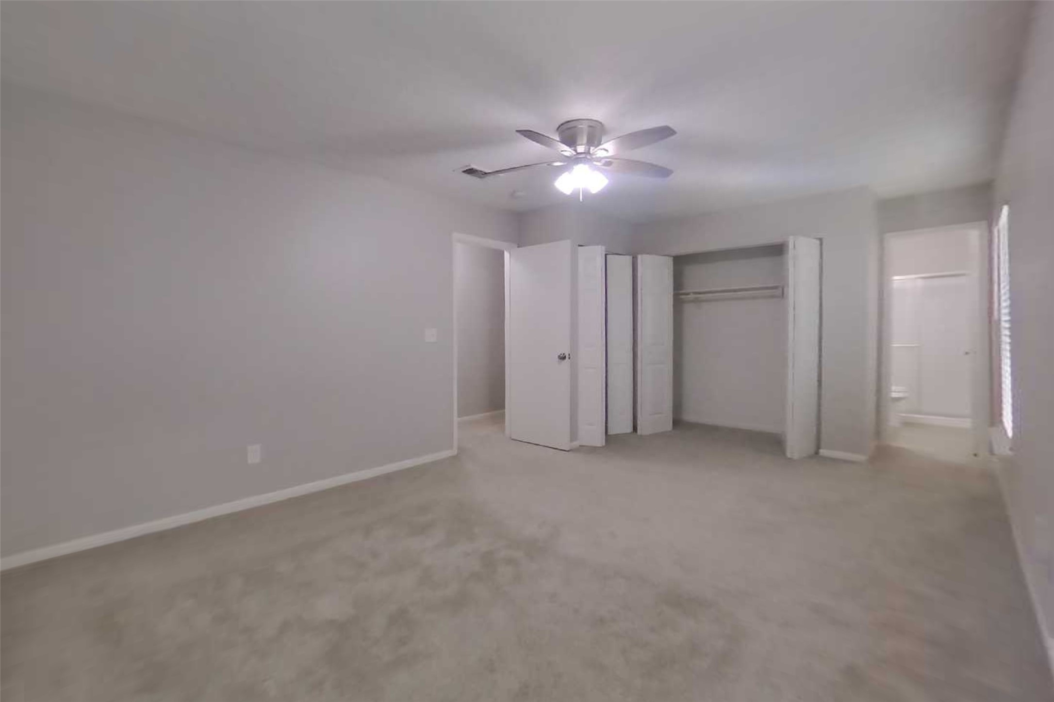 2610 Townhall Lane Property Photo 8