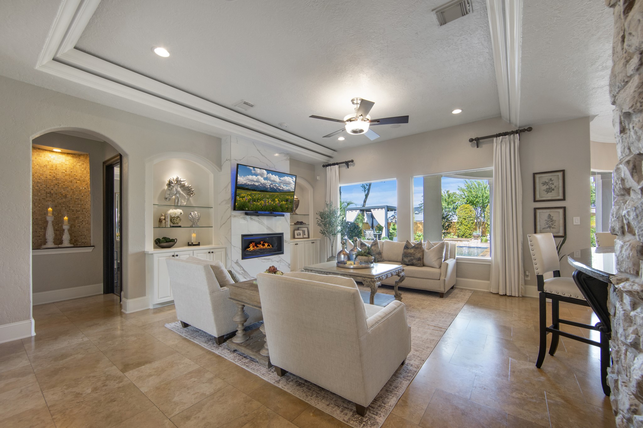 17108 Lakeway Park Property Photo 11