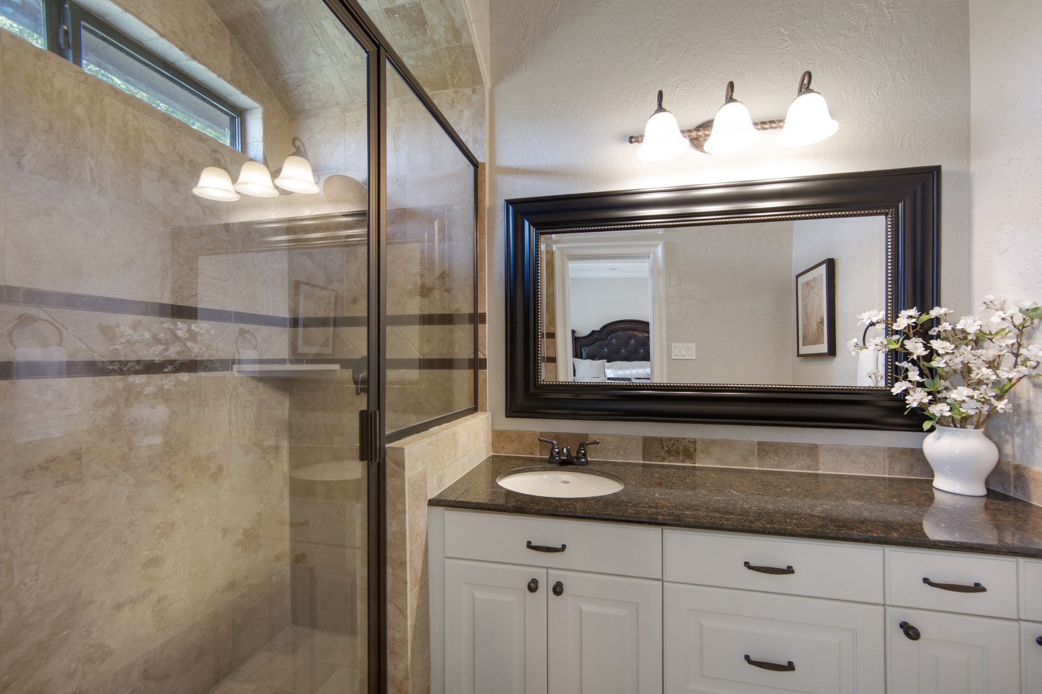 17108 Lakeway Park Property Photo 40