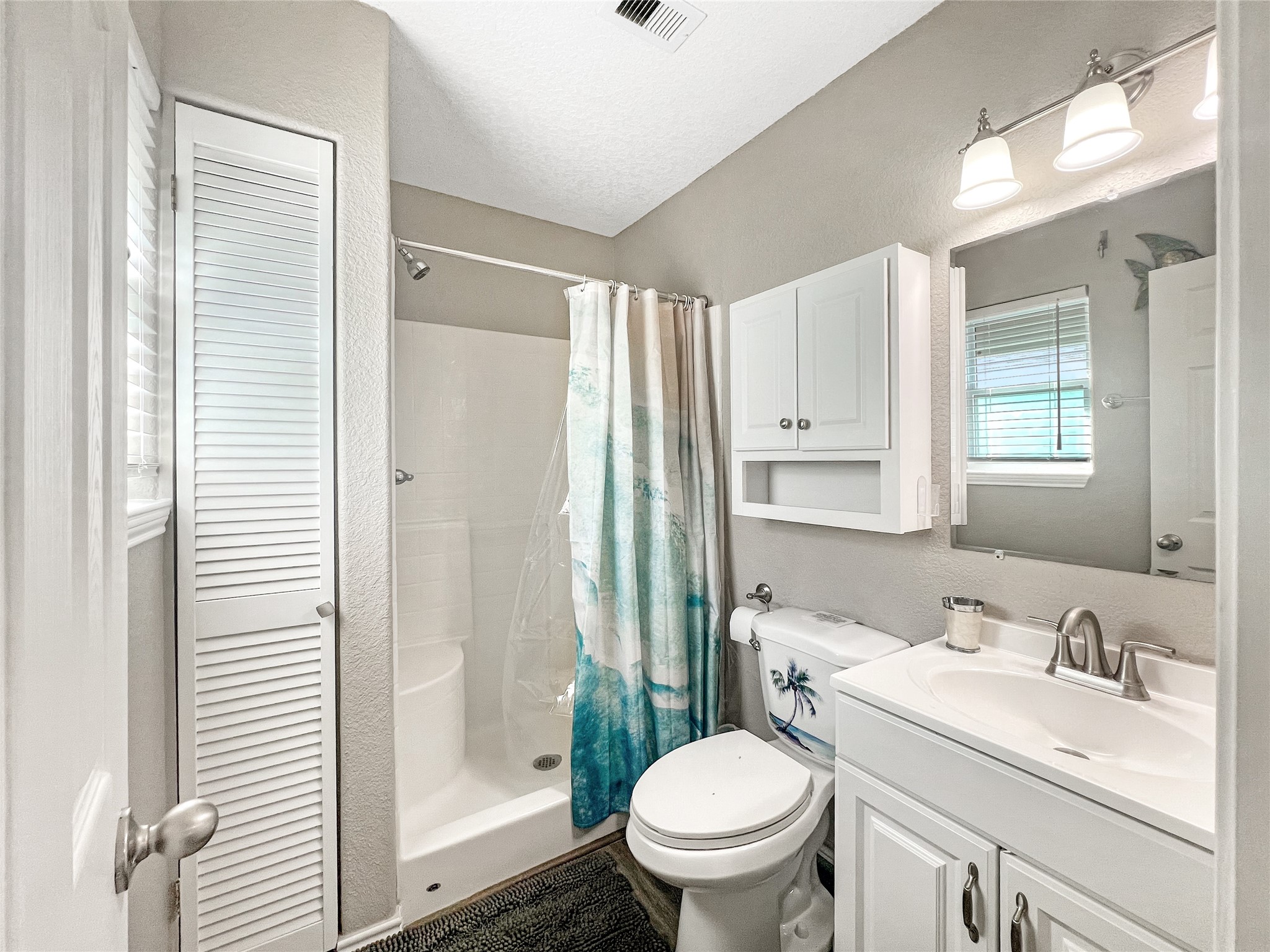 81 Santar Loop Property Photo 17