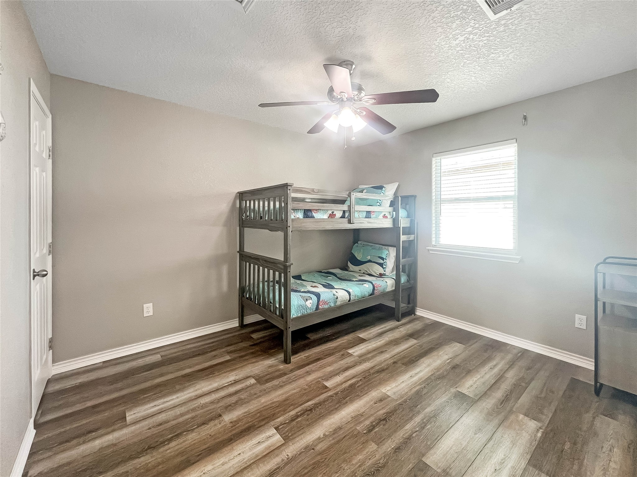 81 Santar Loop Property Photo 18