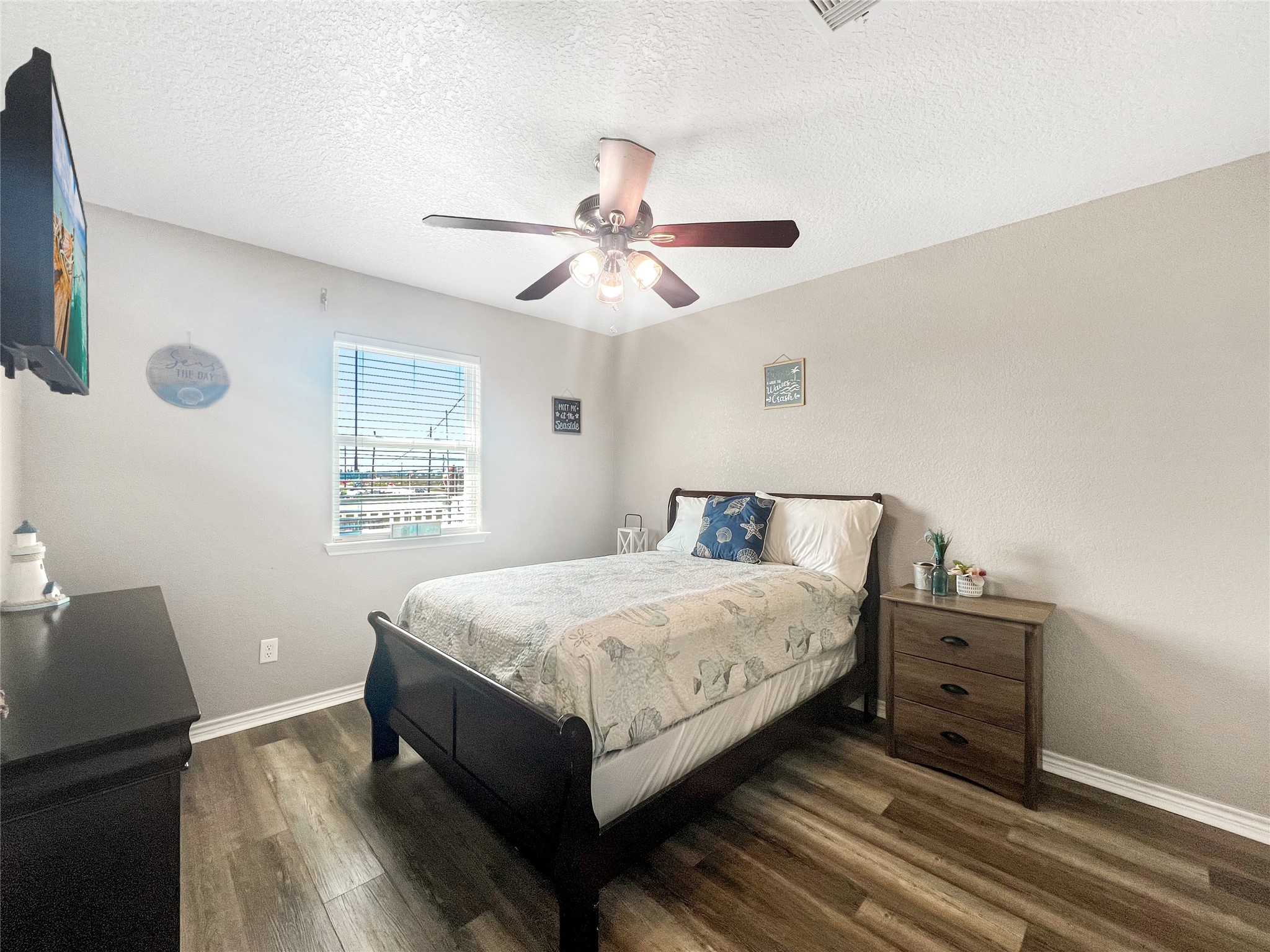 81 Santar Loop Property Photo 19