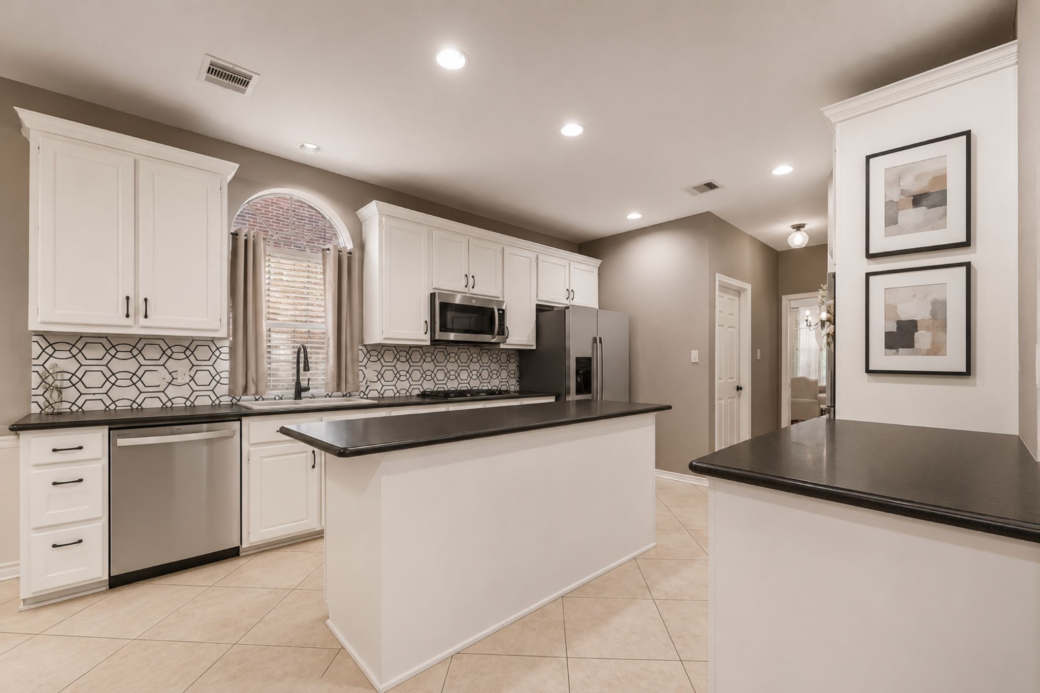 1511 Goodnight Court Property Photo 9