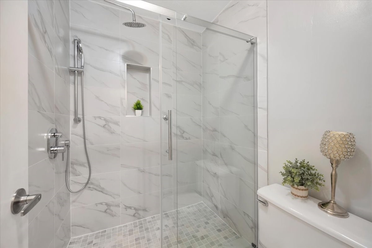 11711 Memorial Drive 135 Property Photo 8