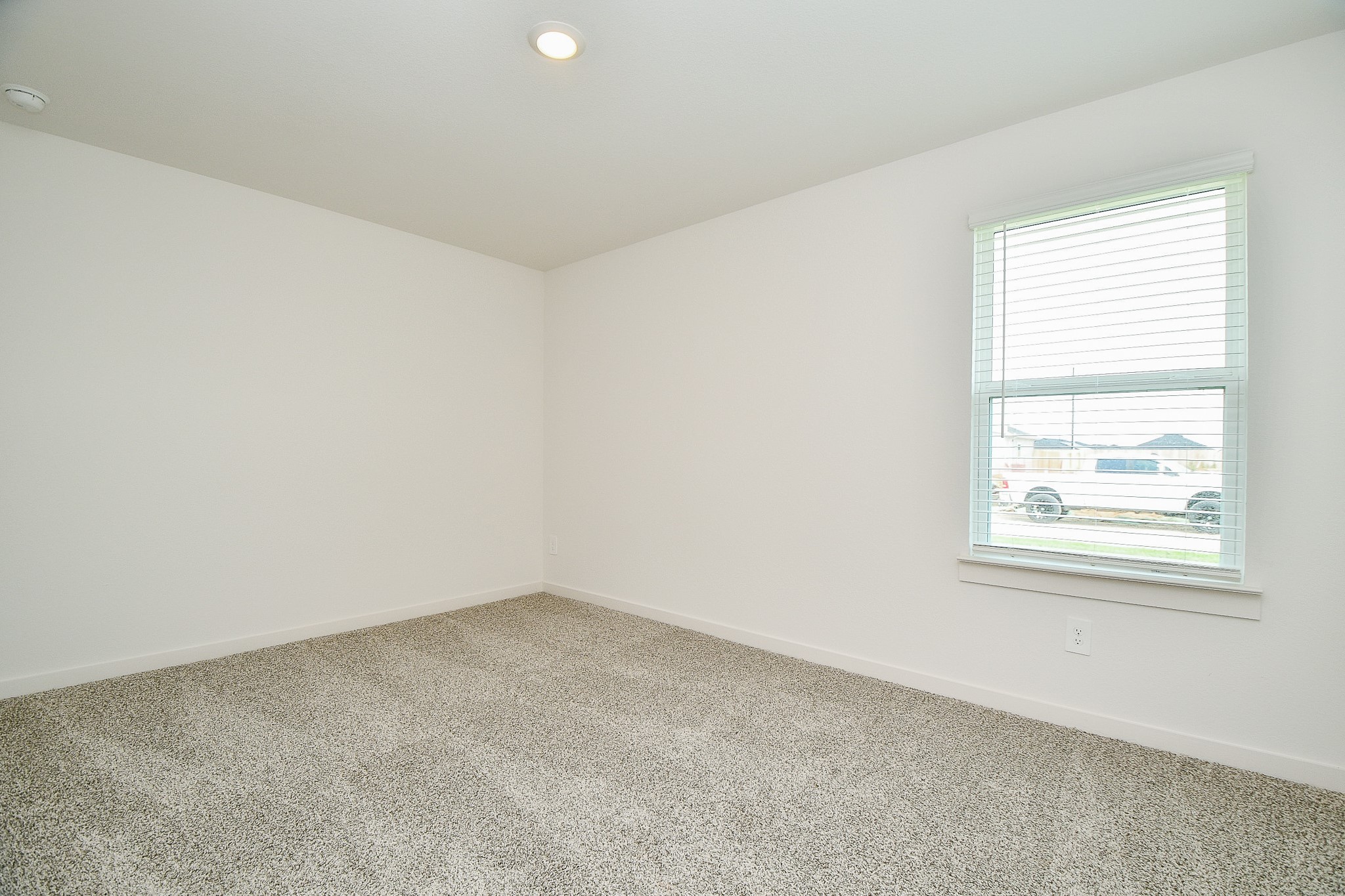 30406 Canterbury Fields Drive Property Photo 16