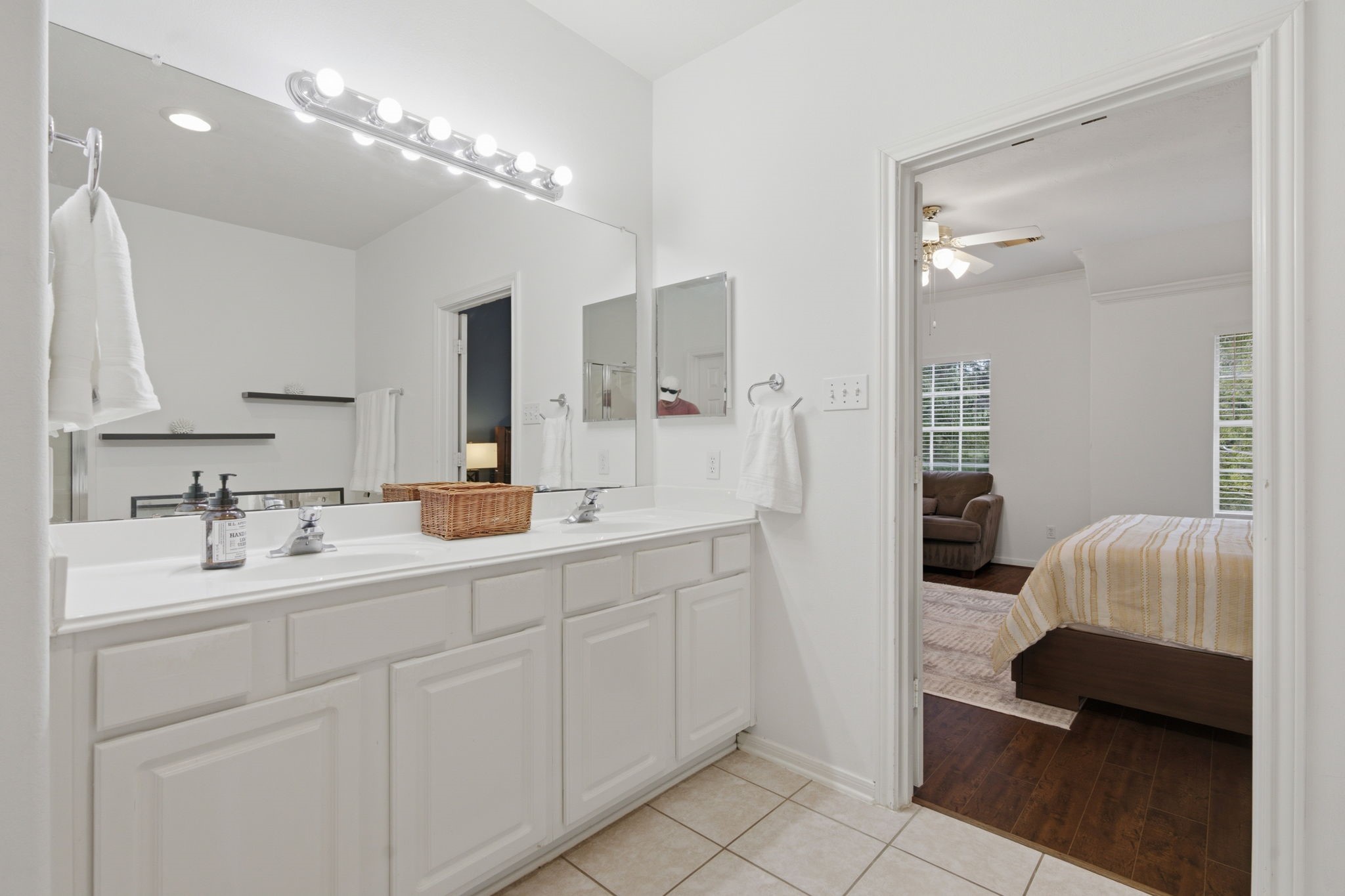 2 Stone Arrow Place Property Photo 15