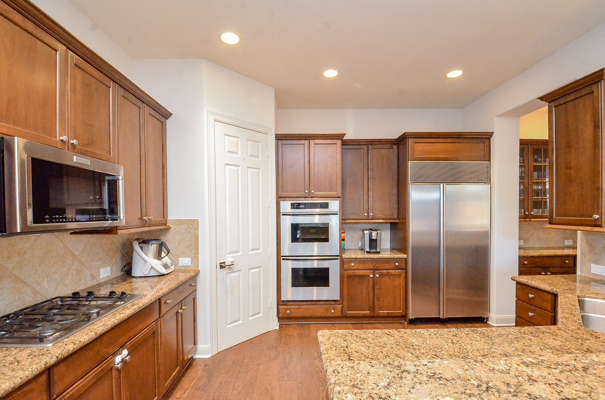 2826 Tudor Manor Property Photo 13