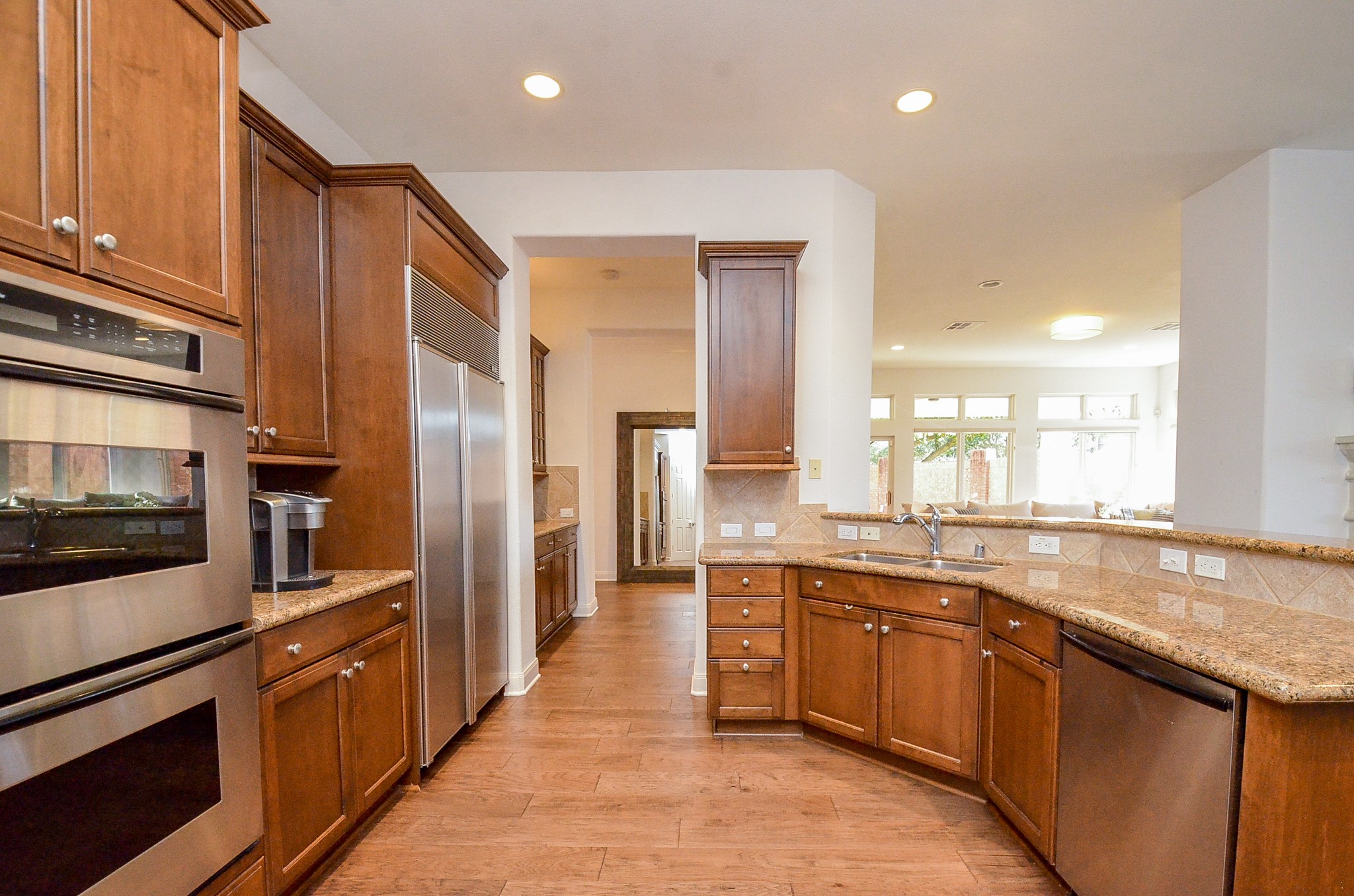 2826 Tudor Manor Property Photo 15