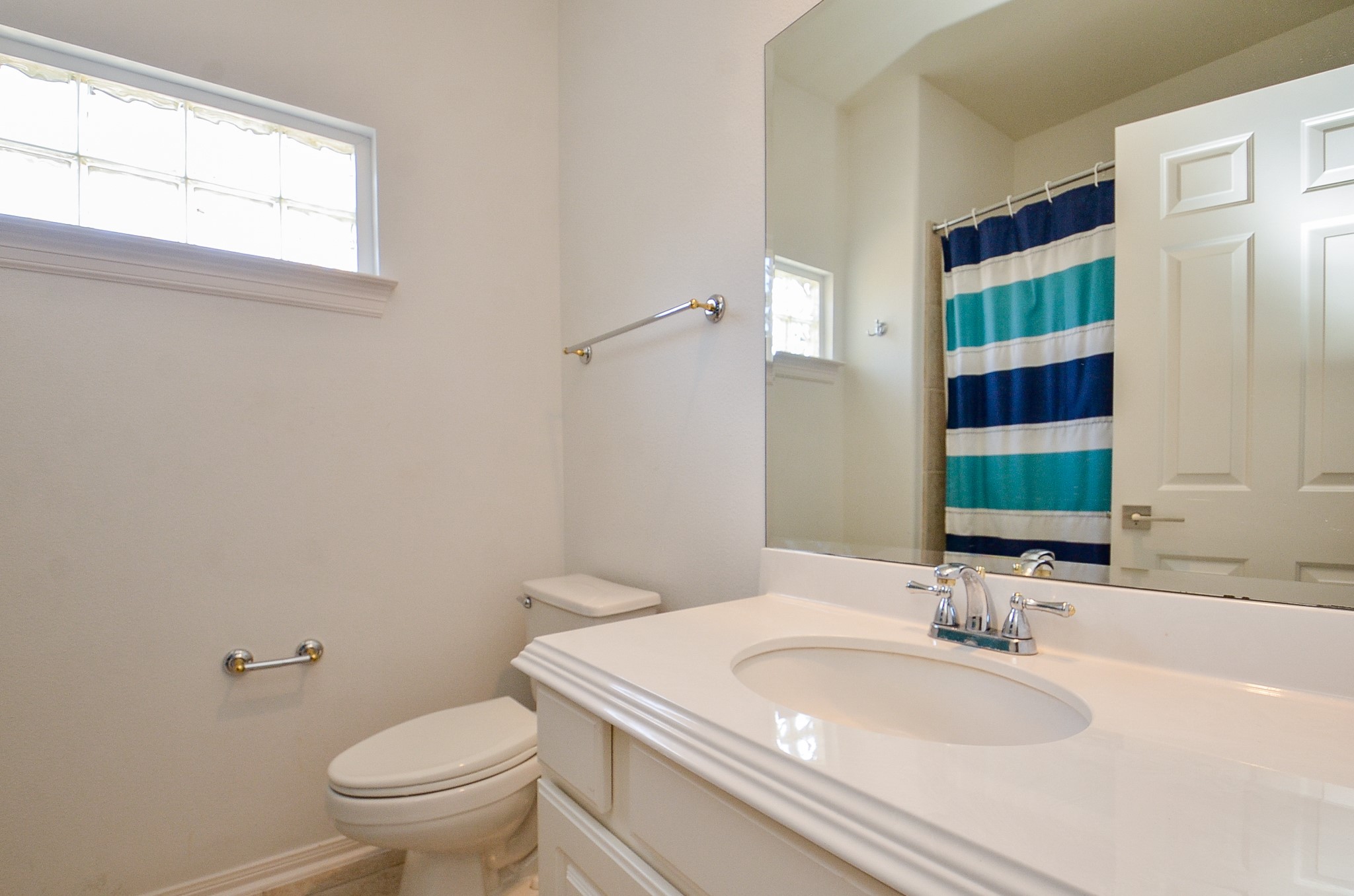 2826 Tudor Manor Property Photo 38