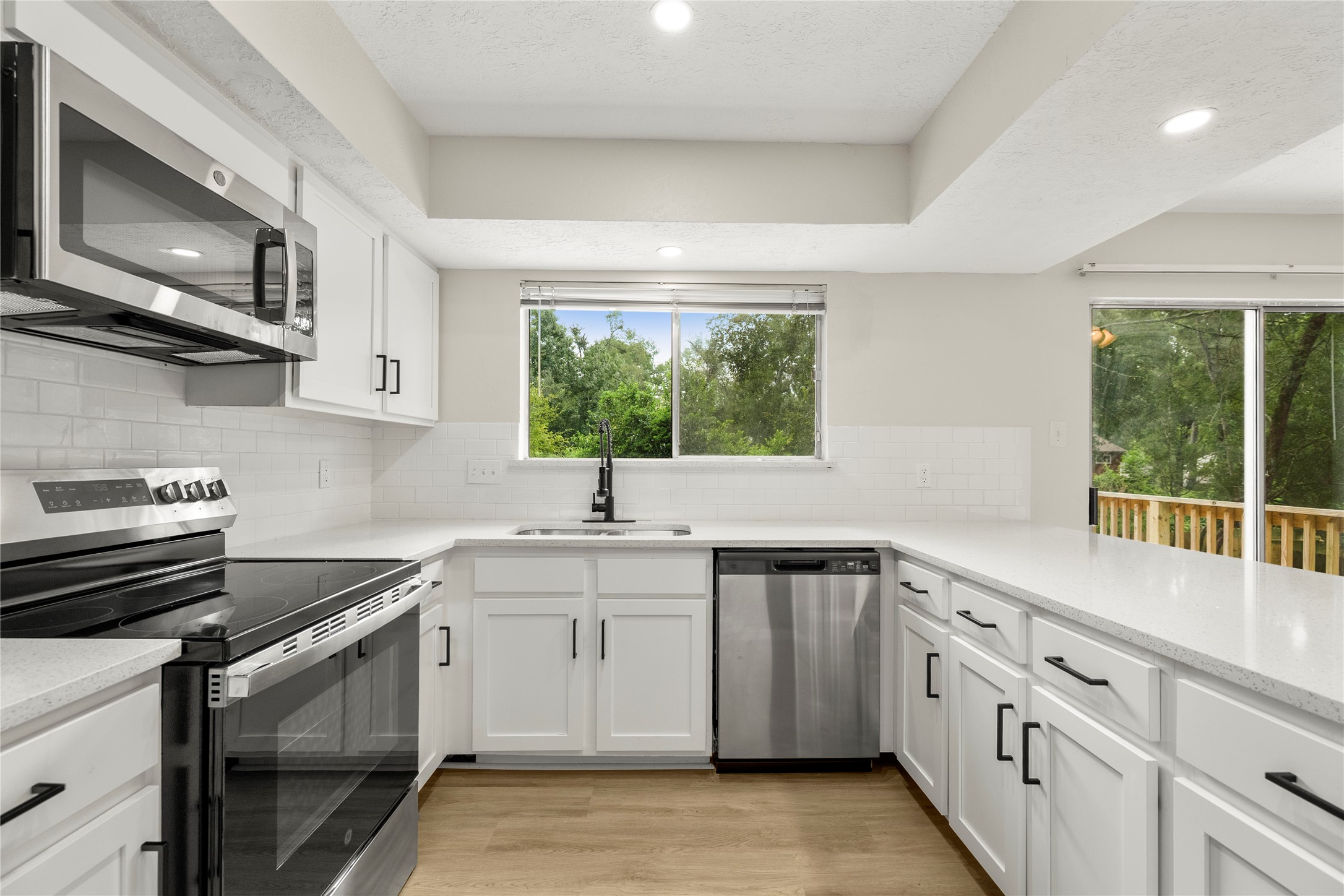 12 S Cypress Pine Drive Property Photo 1