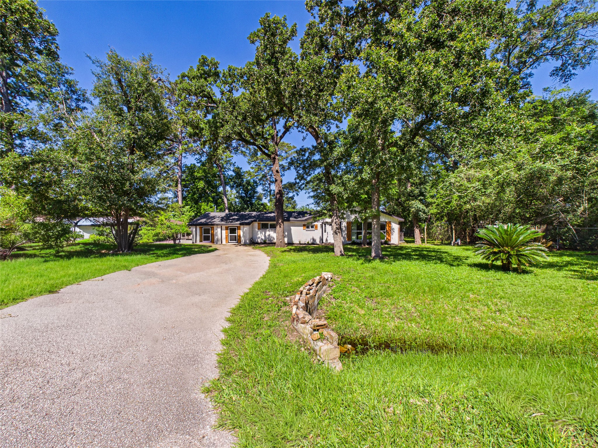 11515 Iberia Drive Property Photo 1