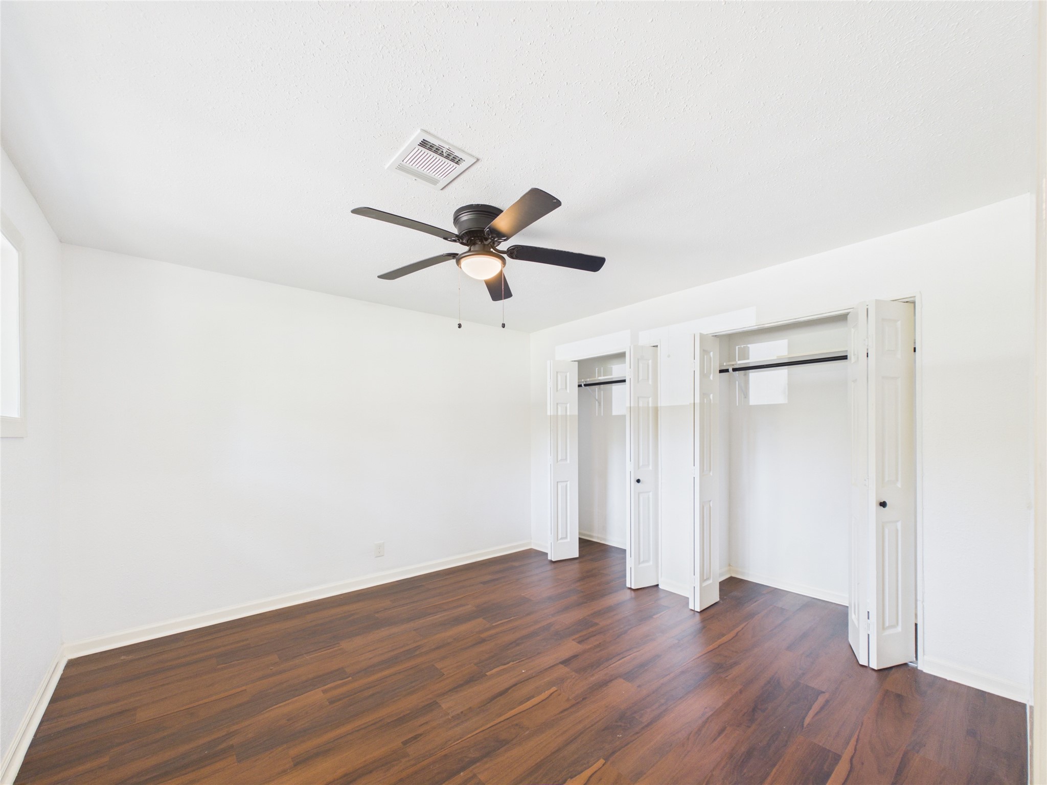 11515 Iberia Drive Property Photo 6