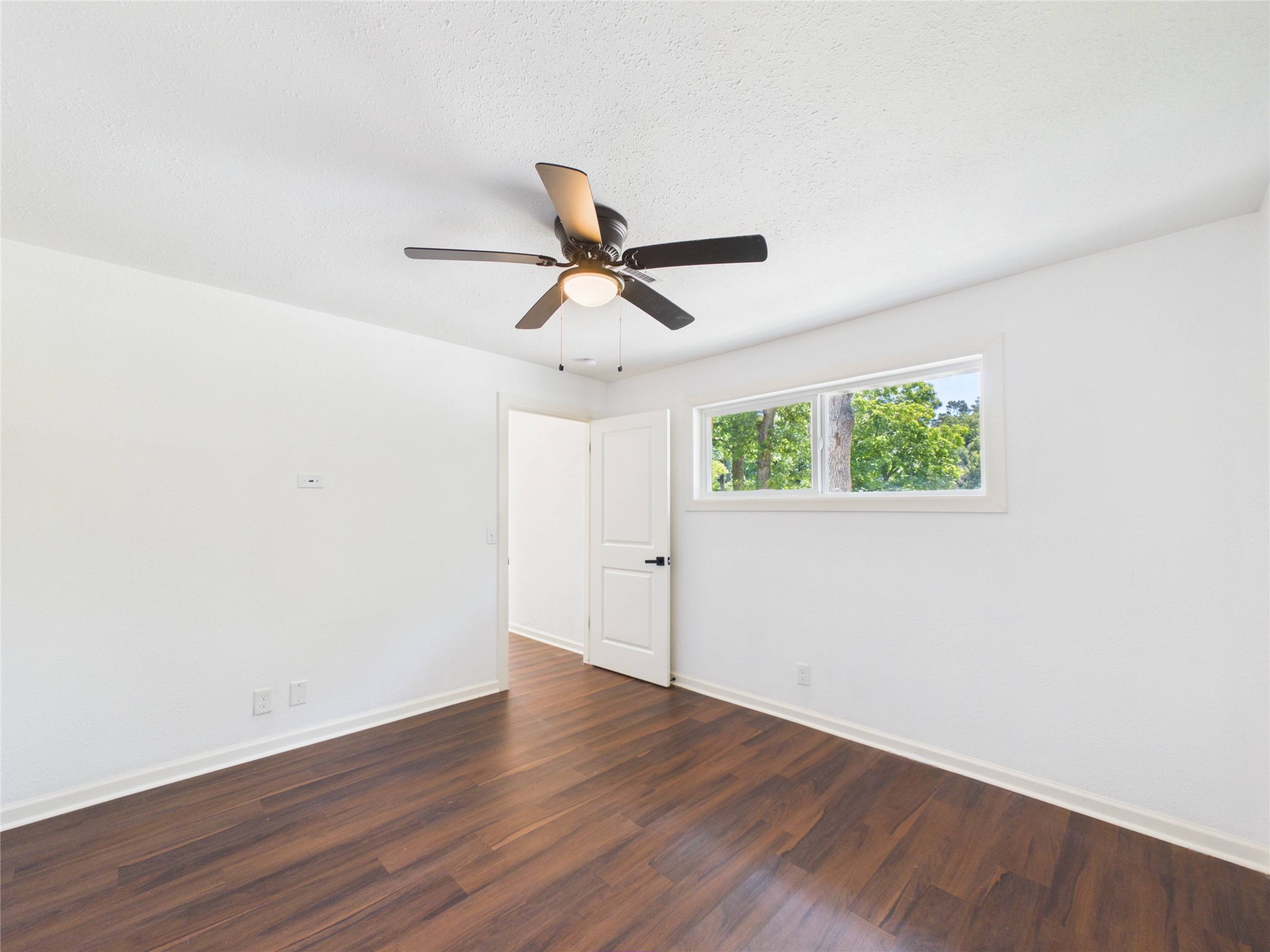 11515 Iberia Drive Property Photo 8