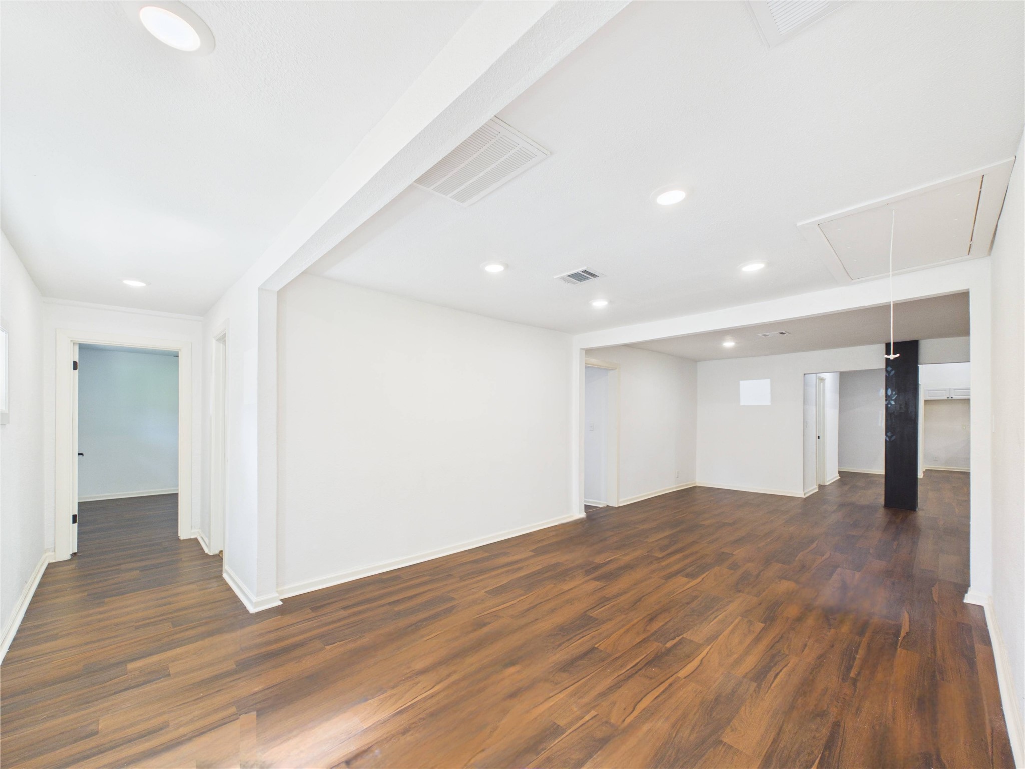 11515 Iberia Drive Property Photo 10