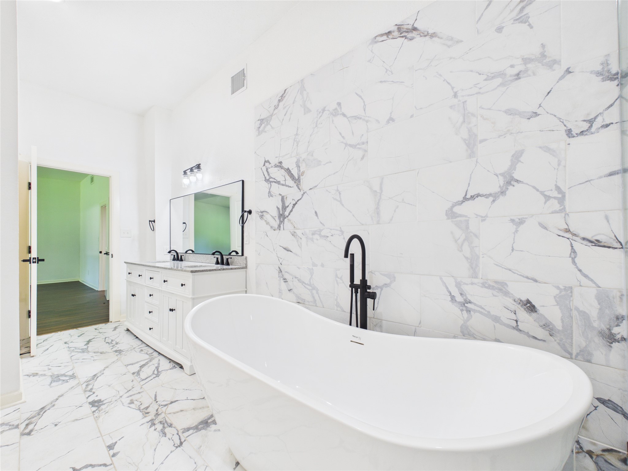 11515 Iberia Drive Property Photo 22