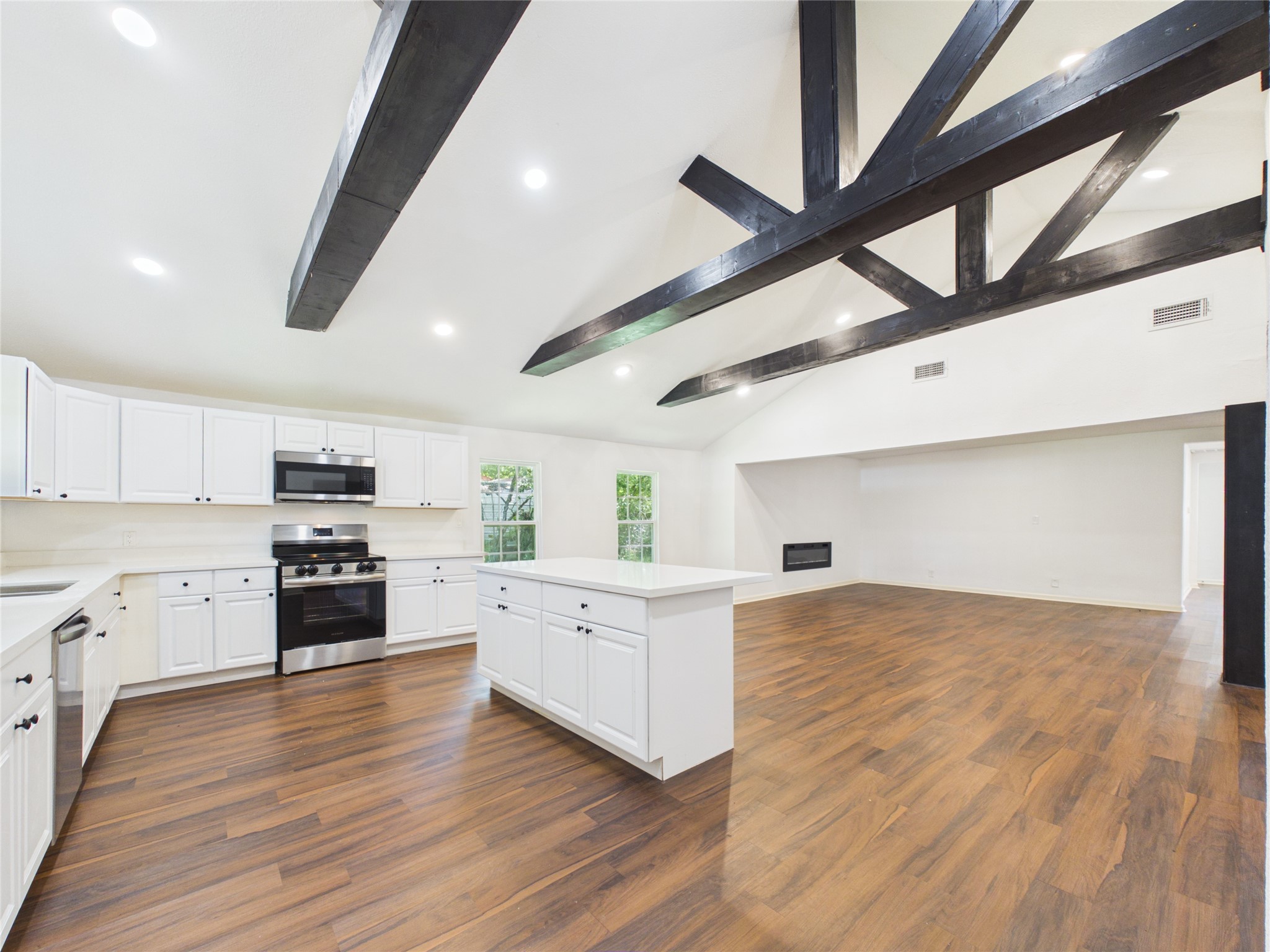 11515 Iberia Drive Property Photo 32