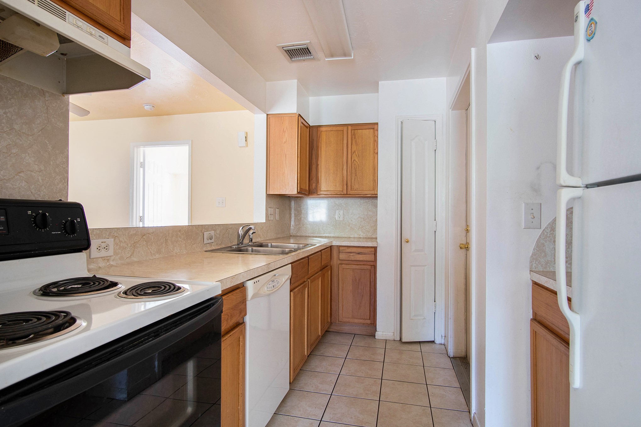1207 Lovett Street 1207 Property Photo 8