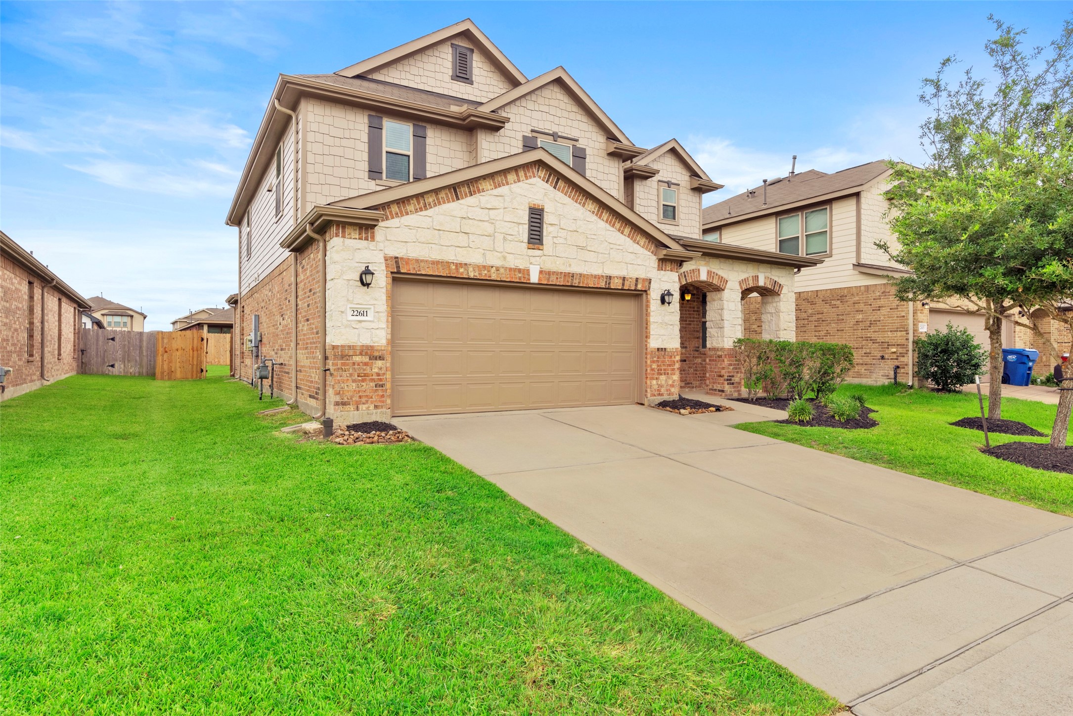 22611 Bellwick Ridge Lane Property Photo 3