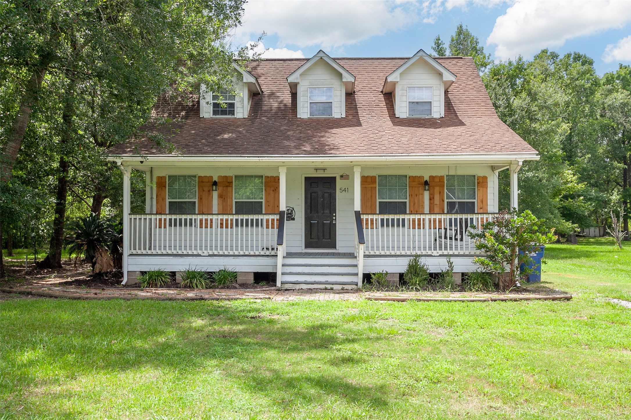 541 N Village Creek Parkway Property Photo 1