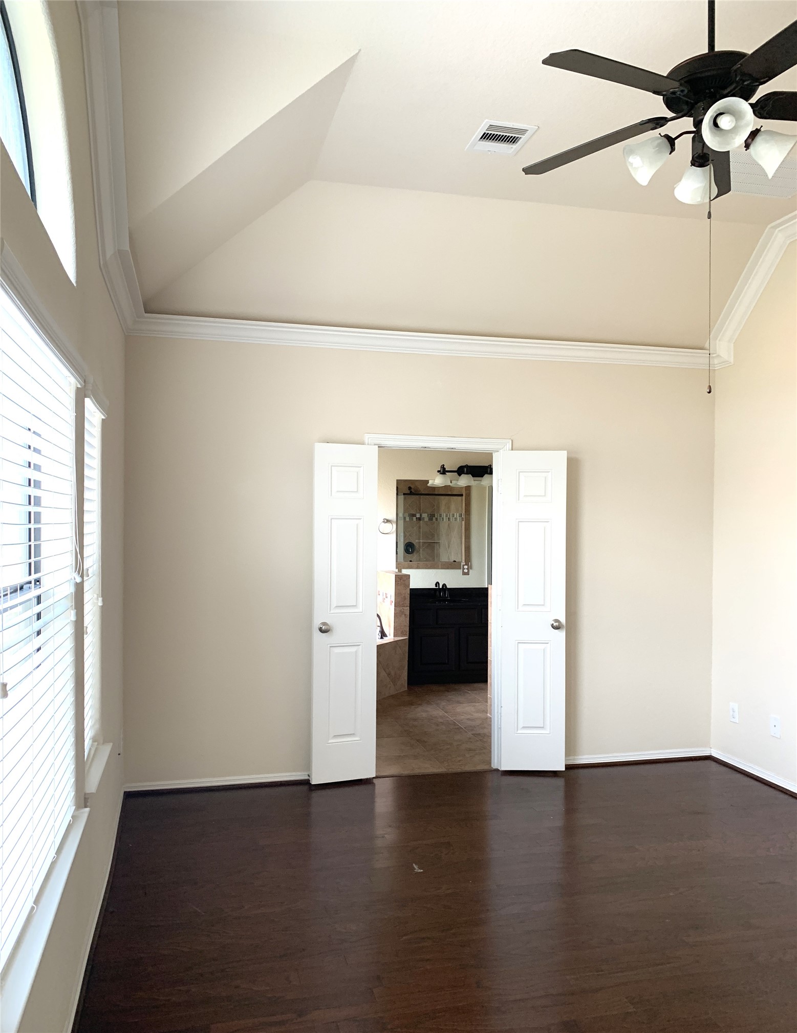 3021 Kisling Street Property Photo 15